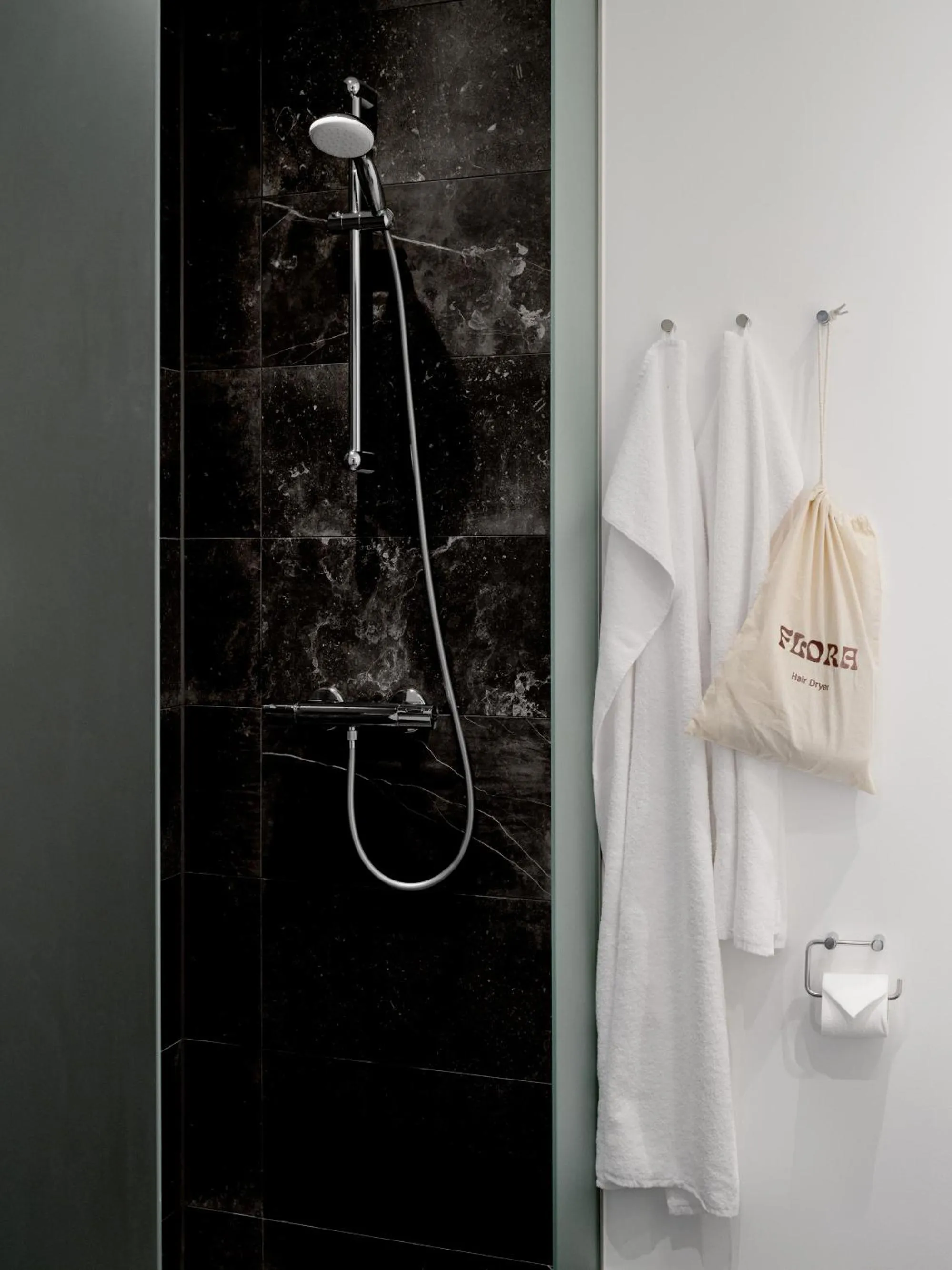 Flora Apartment Hotel