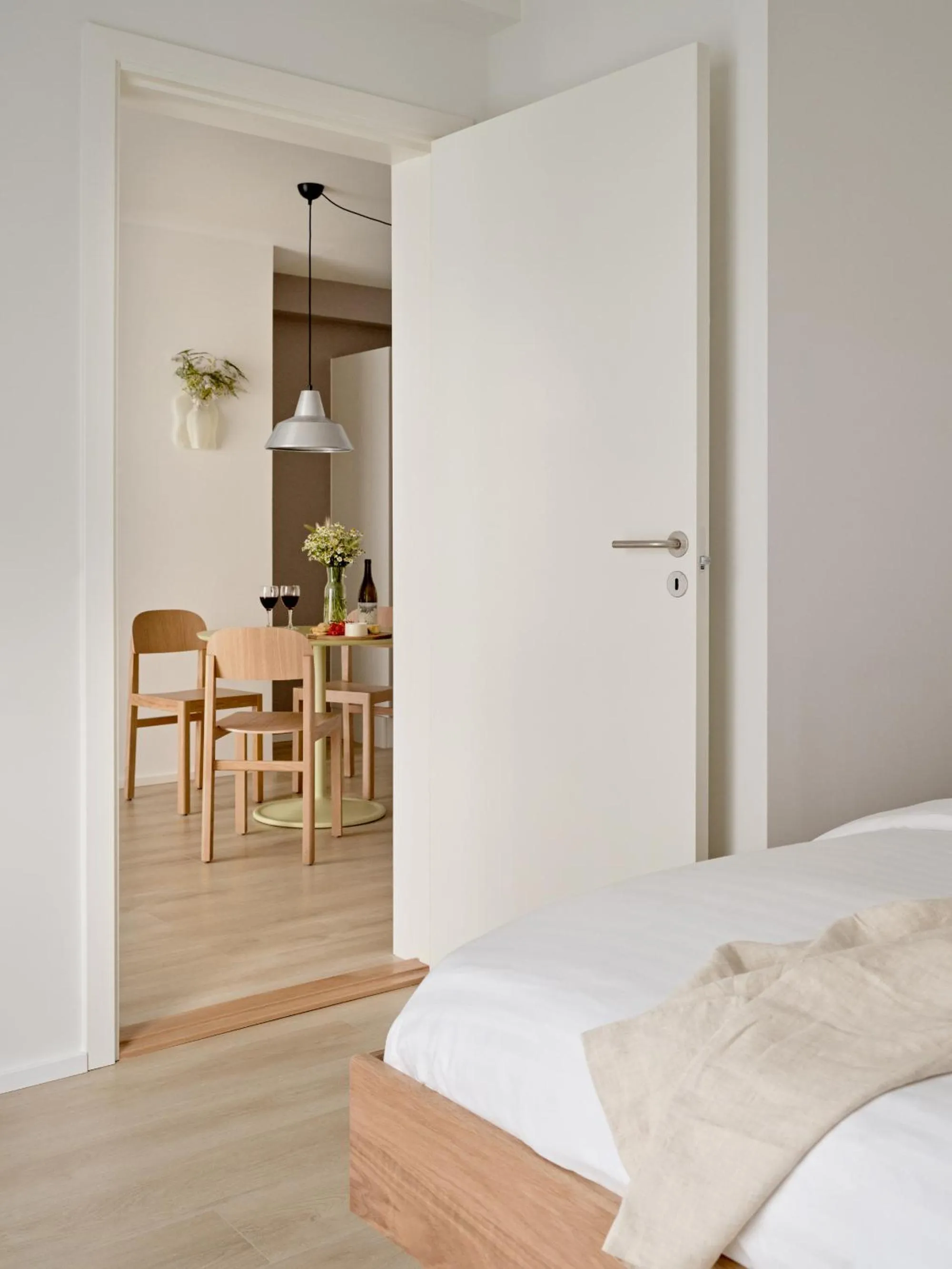 Bed in Flora Apartment Hotel