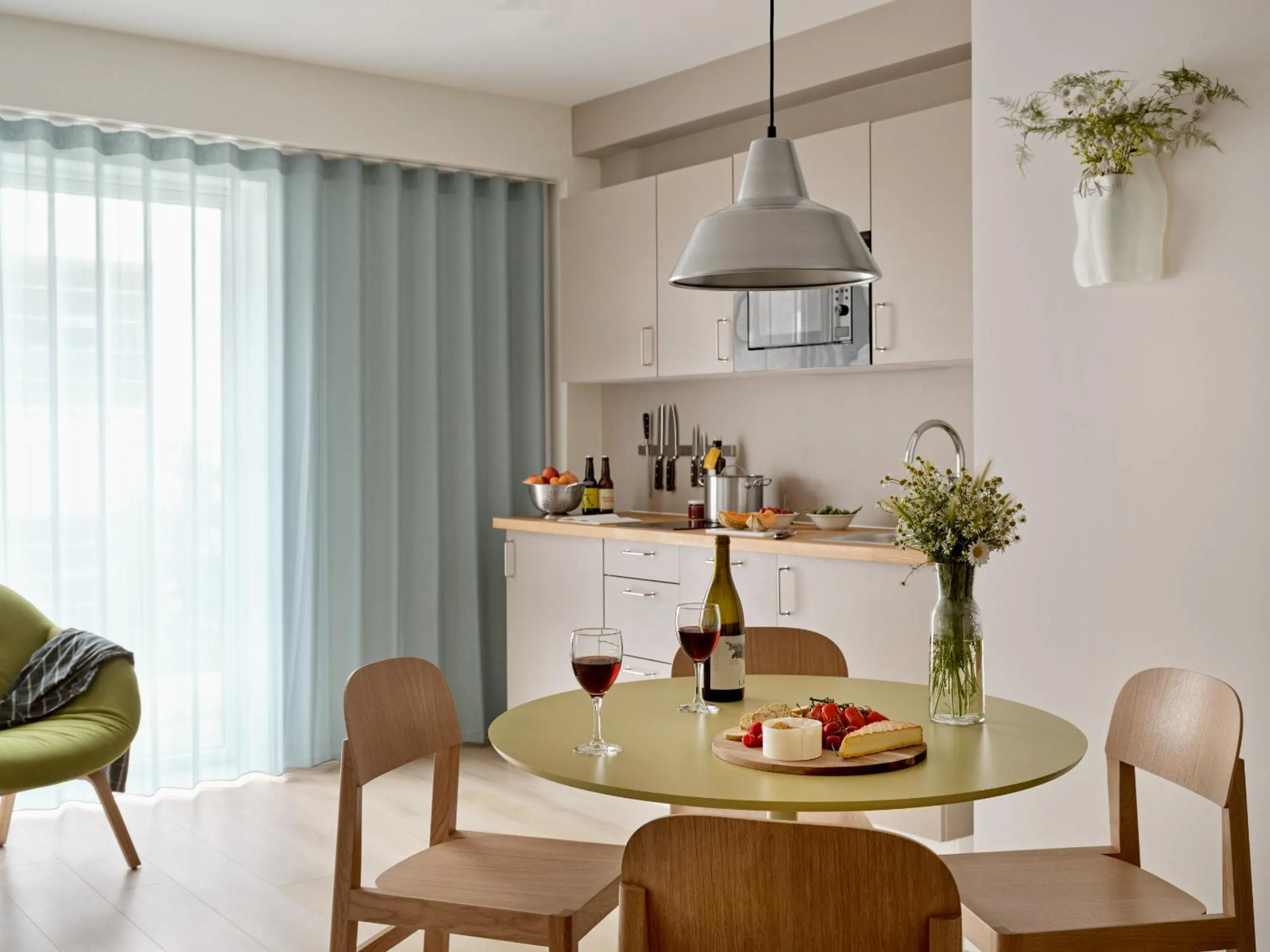 Flora Apartment Hotel