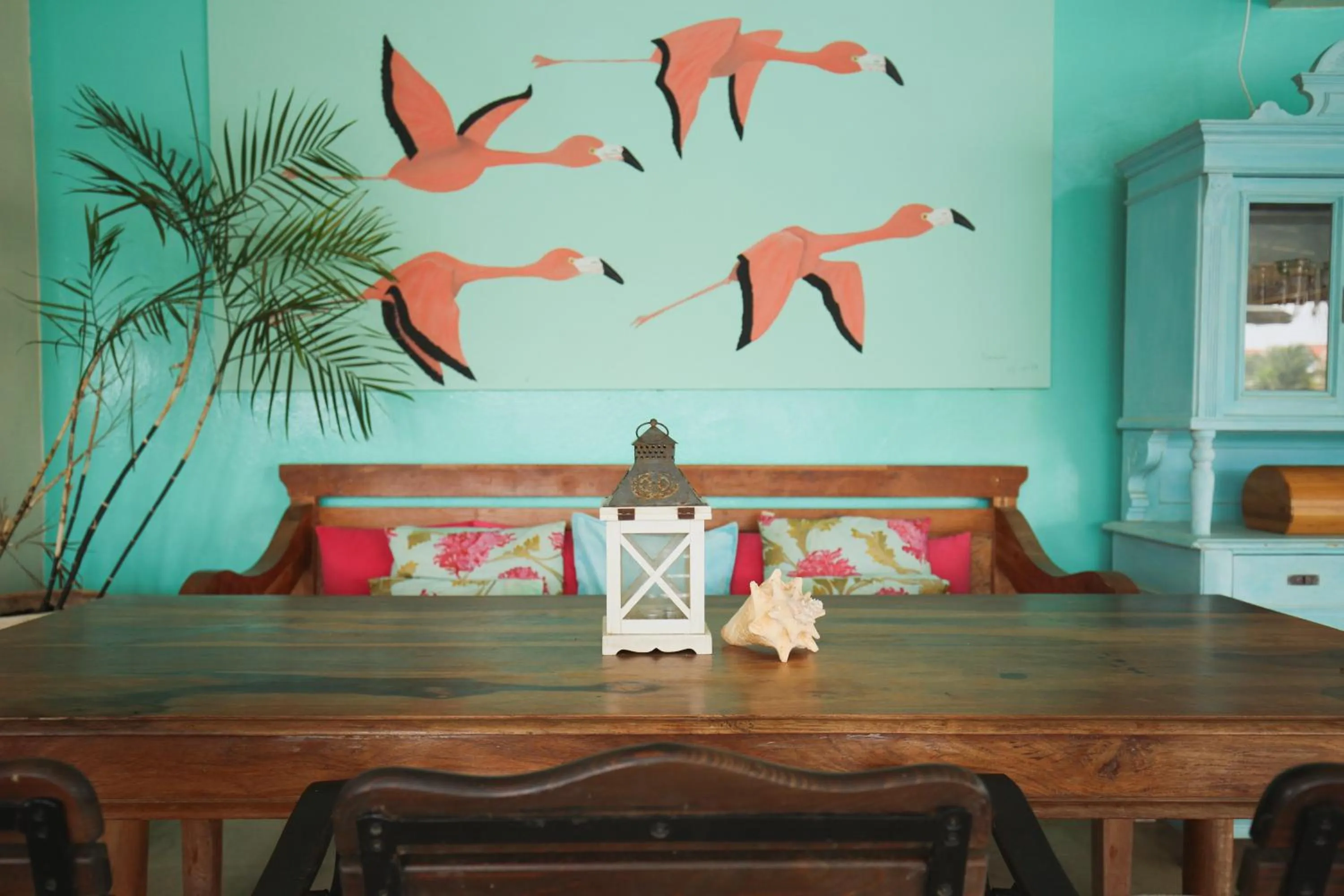 Restaurant/places to eat in Ocean Breeze Boutique Hotel & Marina