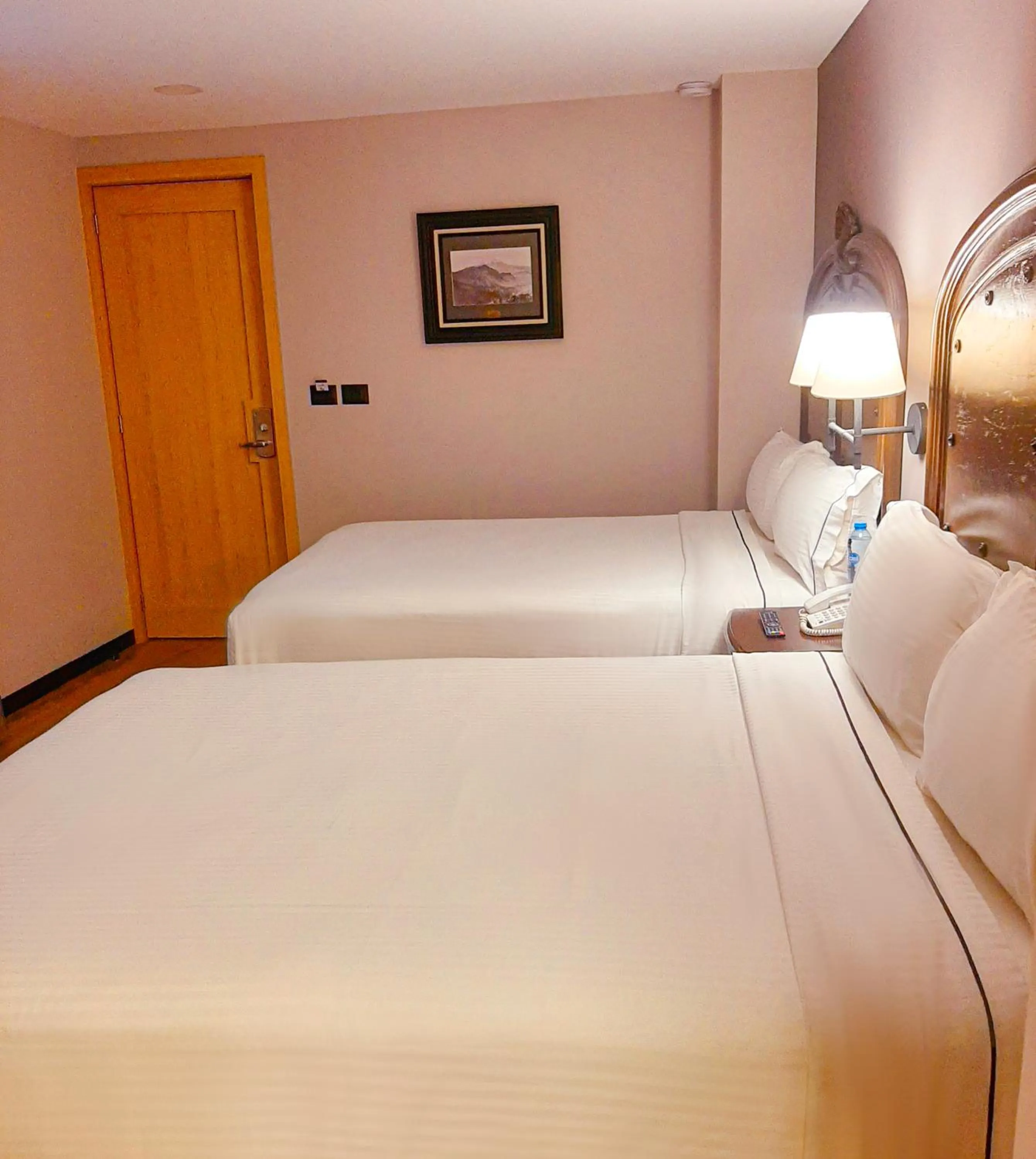 Bed in Canada Central & Rooftop