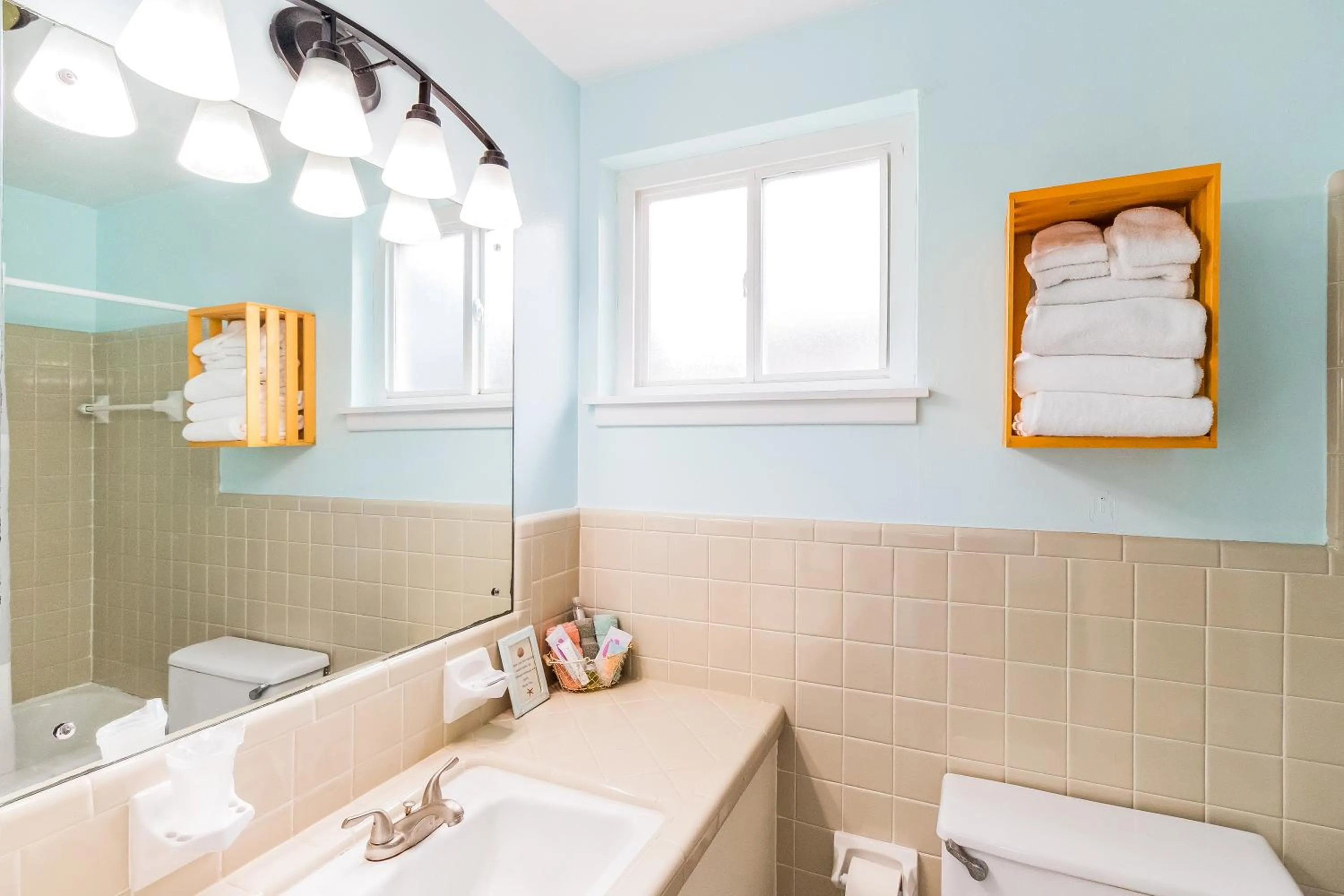 Bathroom in Tropic Island Resort