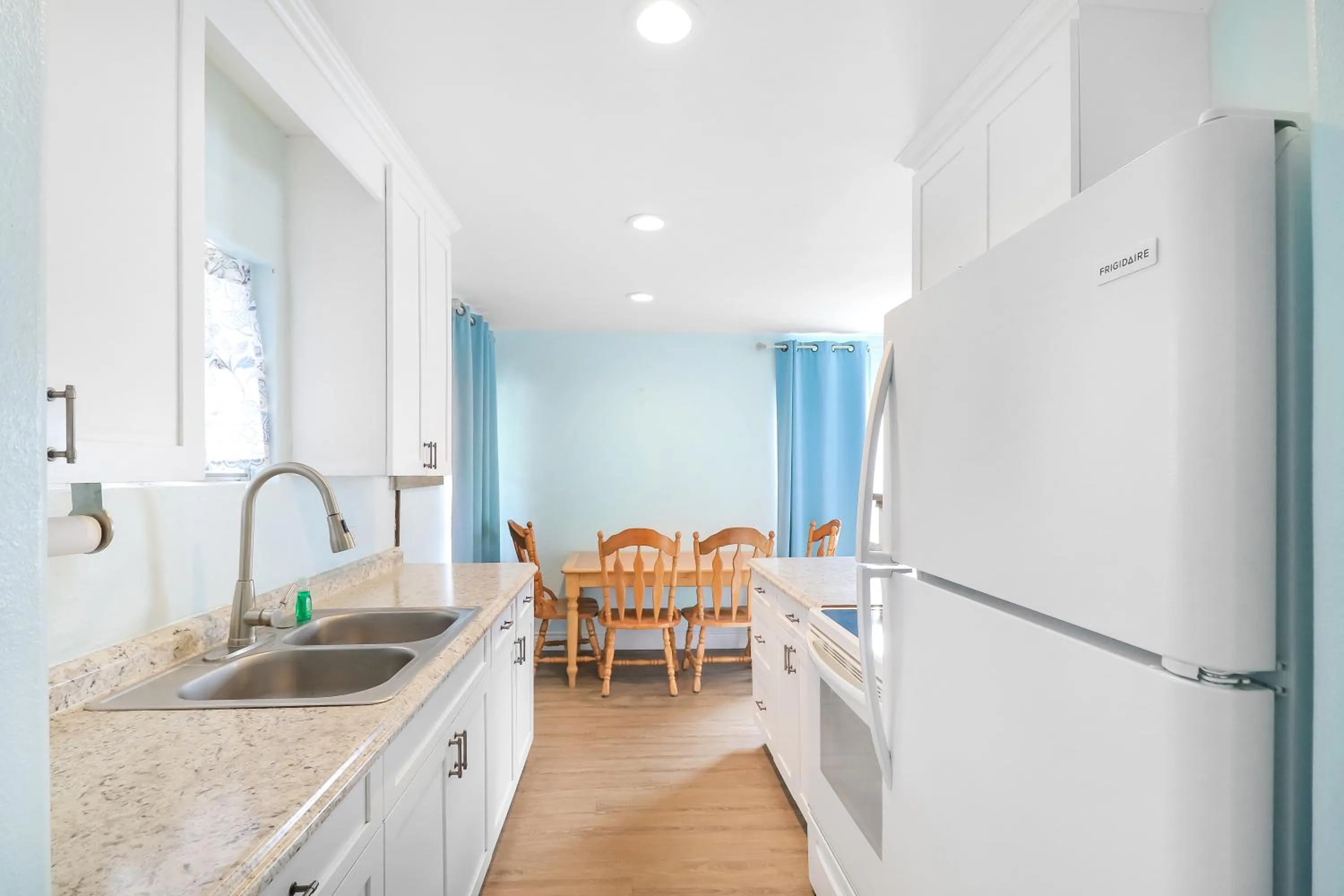 Dining area in Tropic Island Resort