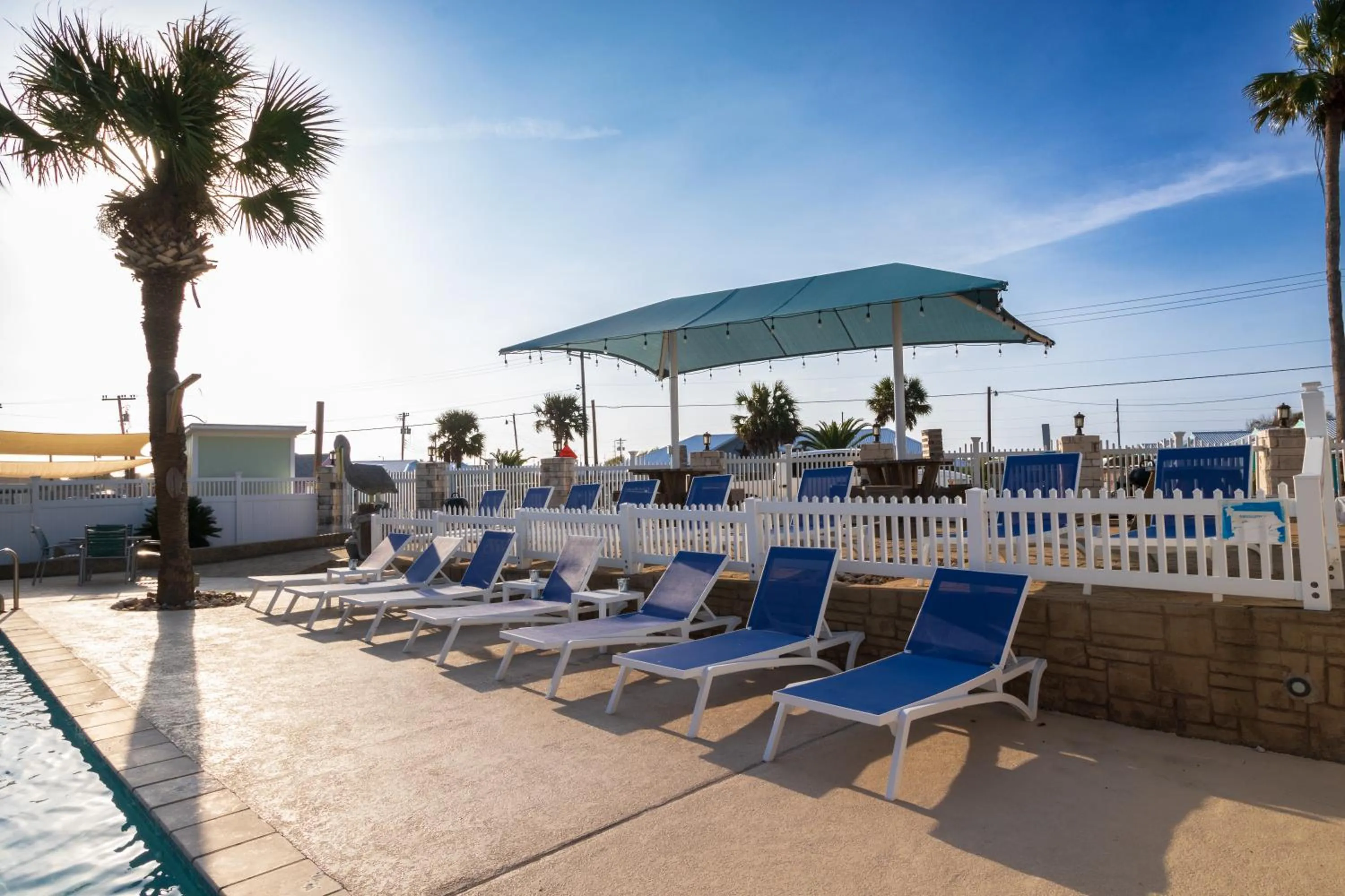 Swimming pool in Tropic Island Resort