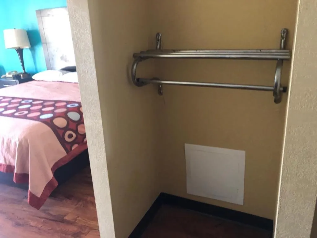 Bed in Stockbridge Inn