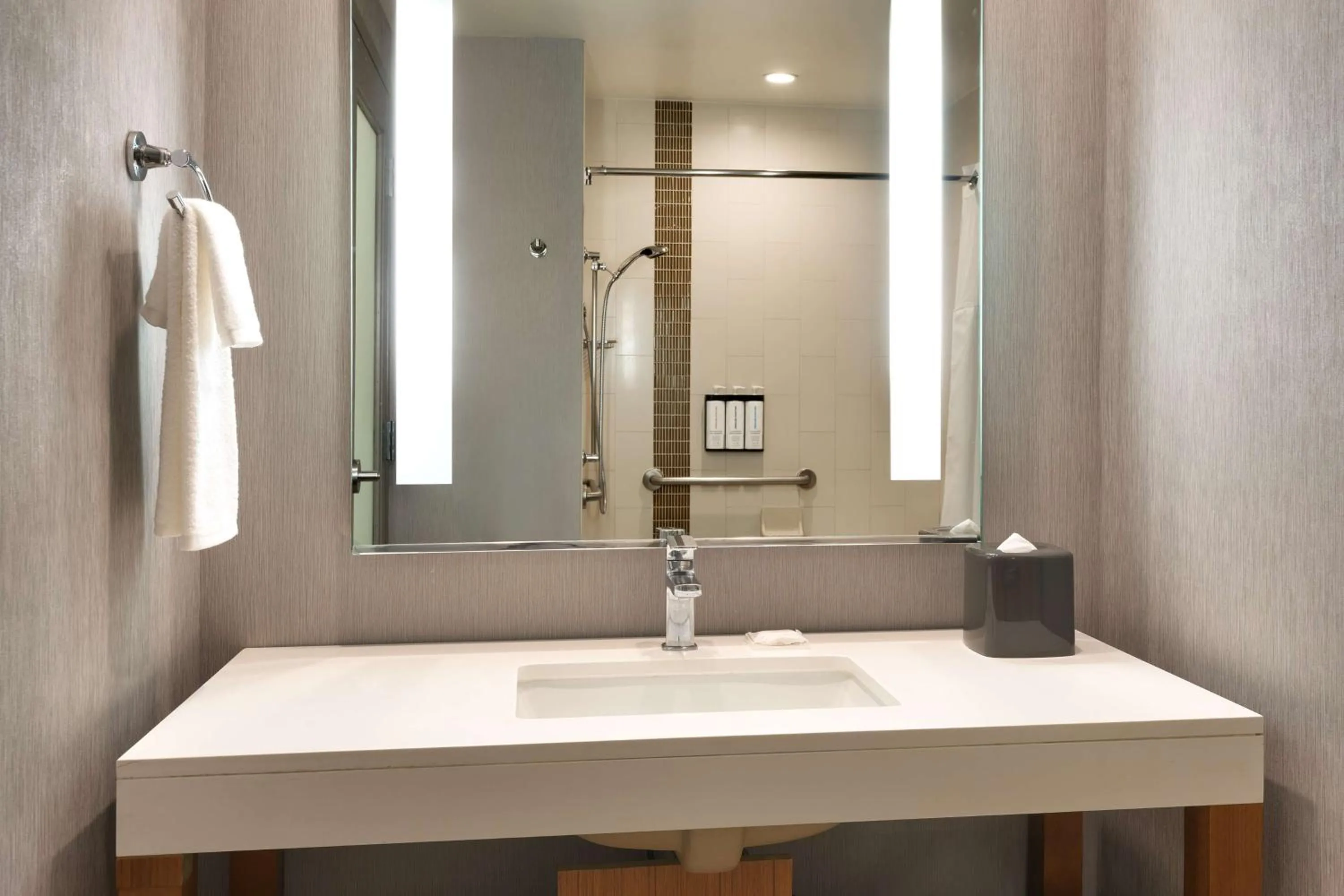 Bathroom in Hyatt Place at Anaheim Resort / Convention Center