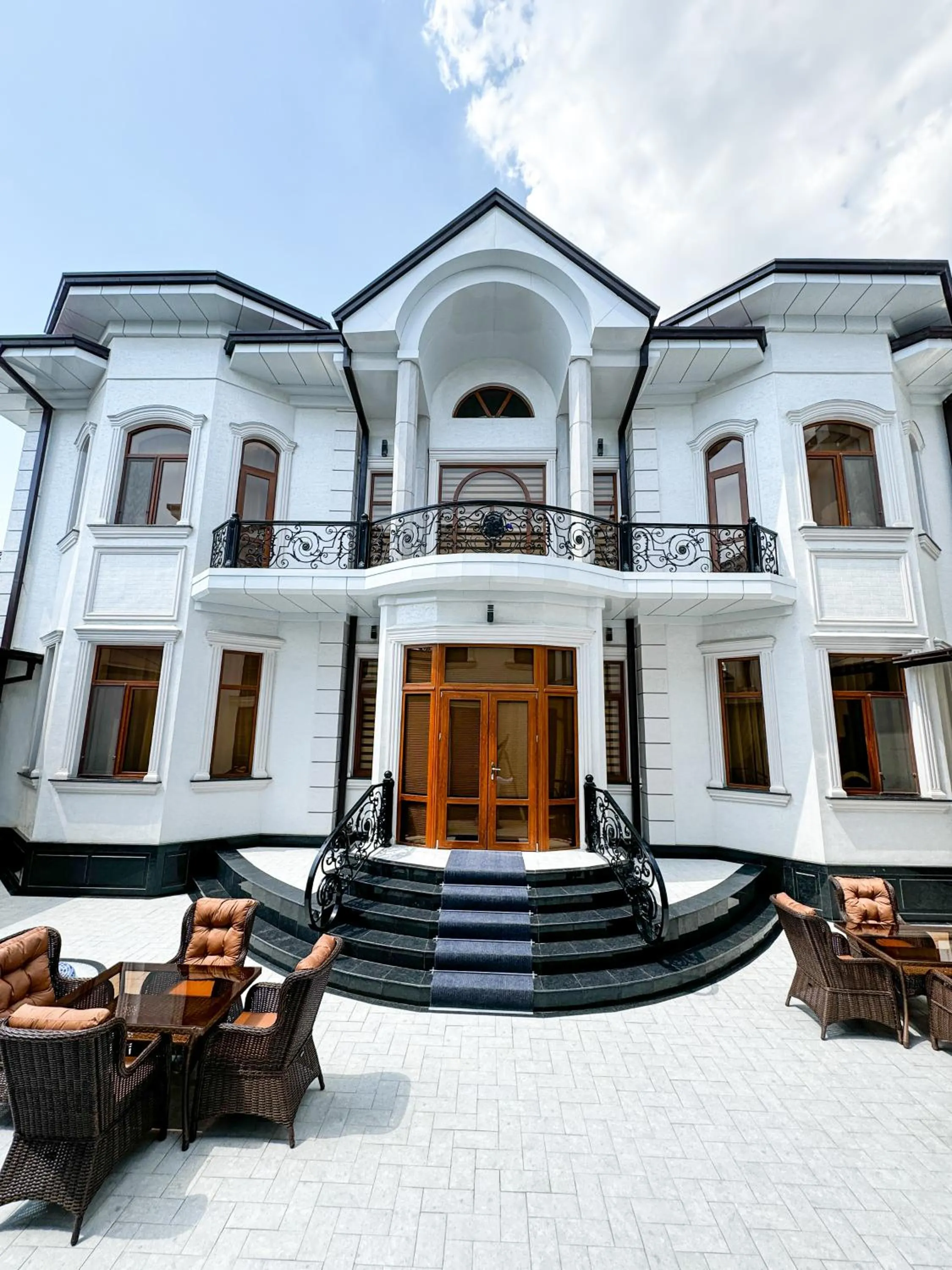 Property building in De Villa Hotel