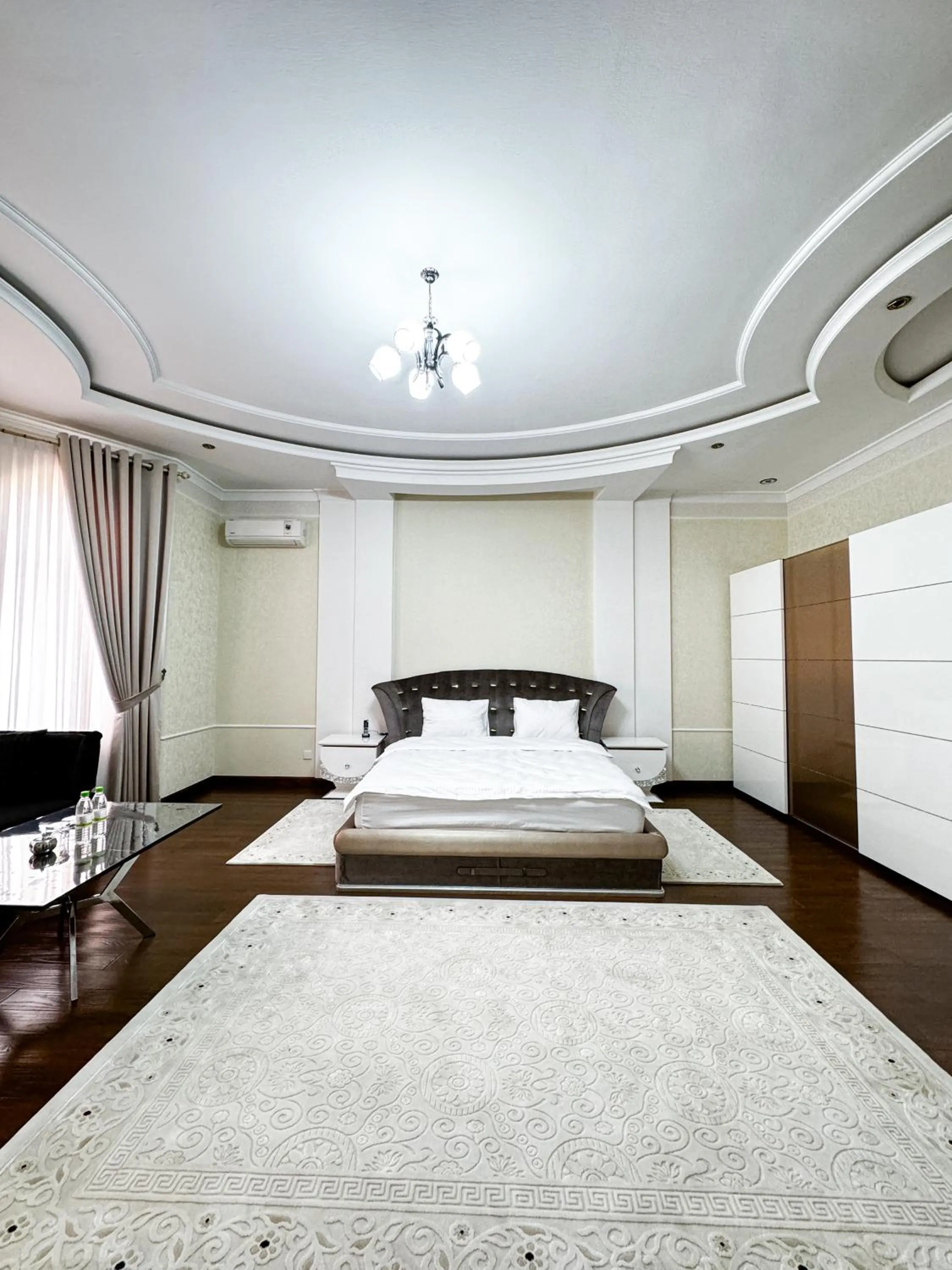 Bed in De Villa Hotel