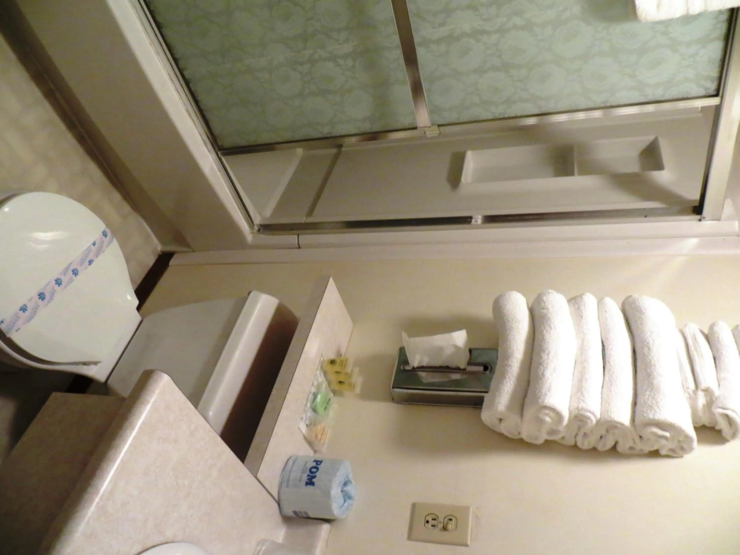 Bathroom in Chief Motel