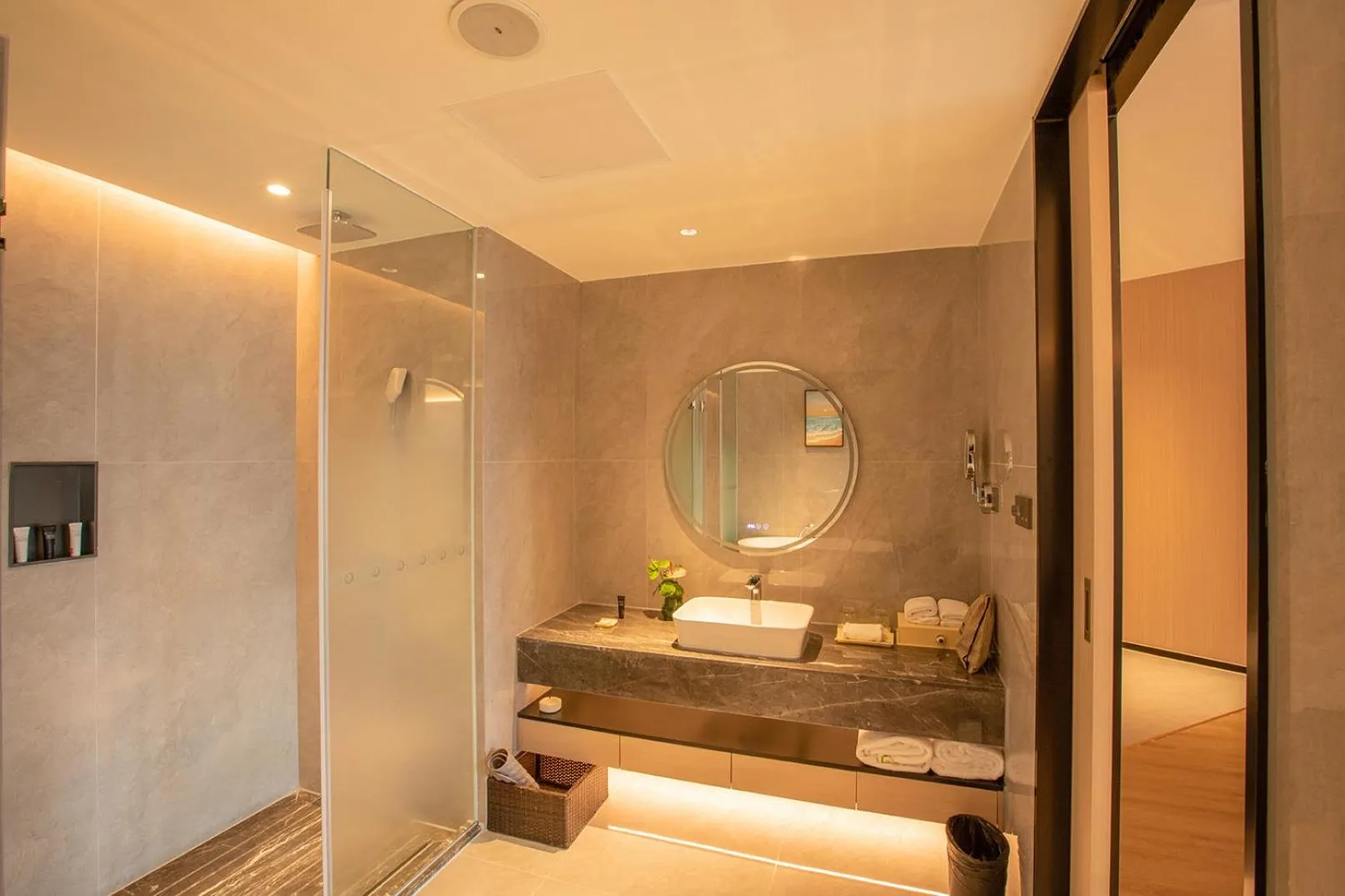 Bed in Lia Charlton Hotel Shenzhen