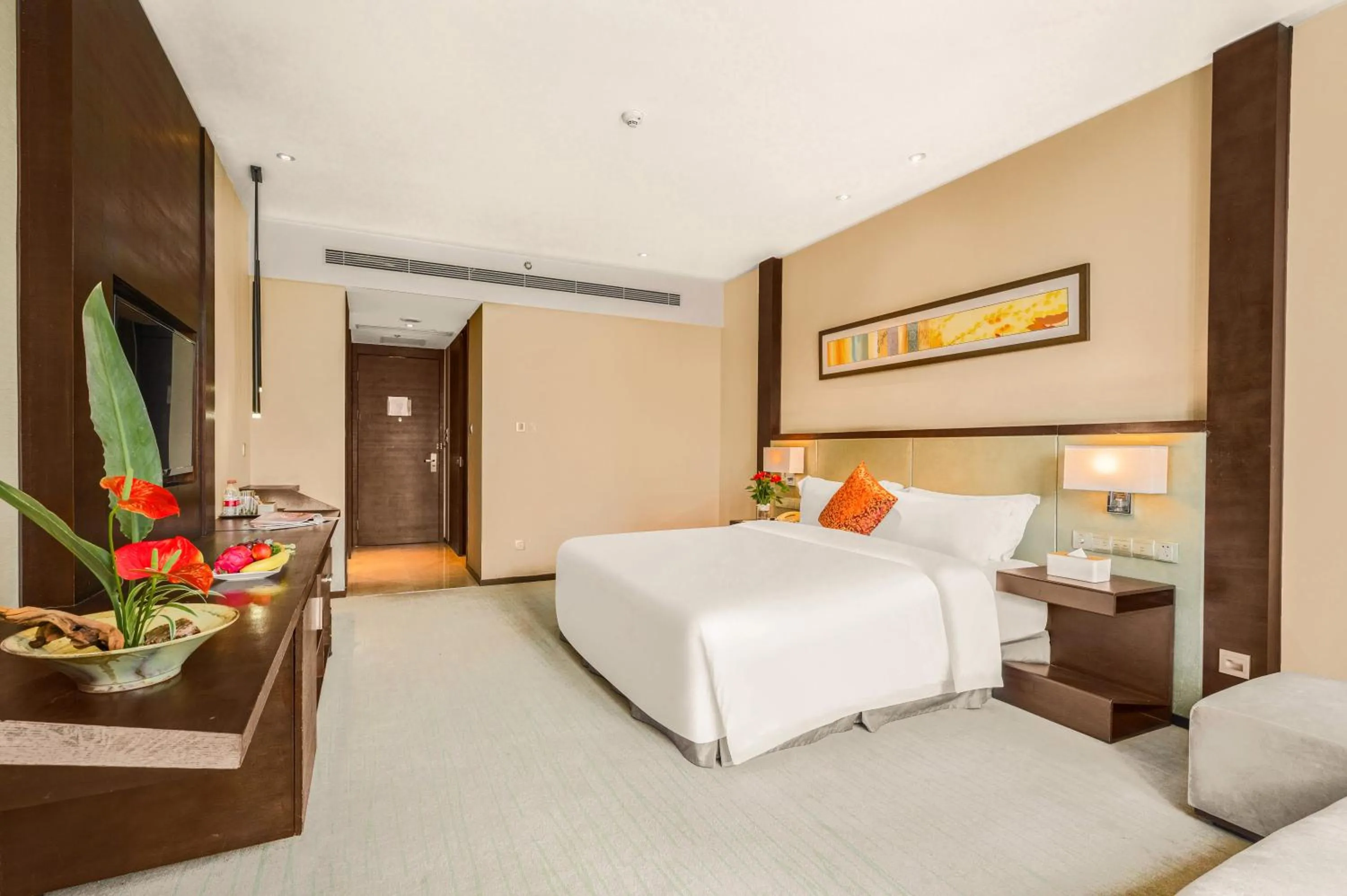 Bed in Lia Charlton Hotel Shenzhen