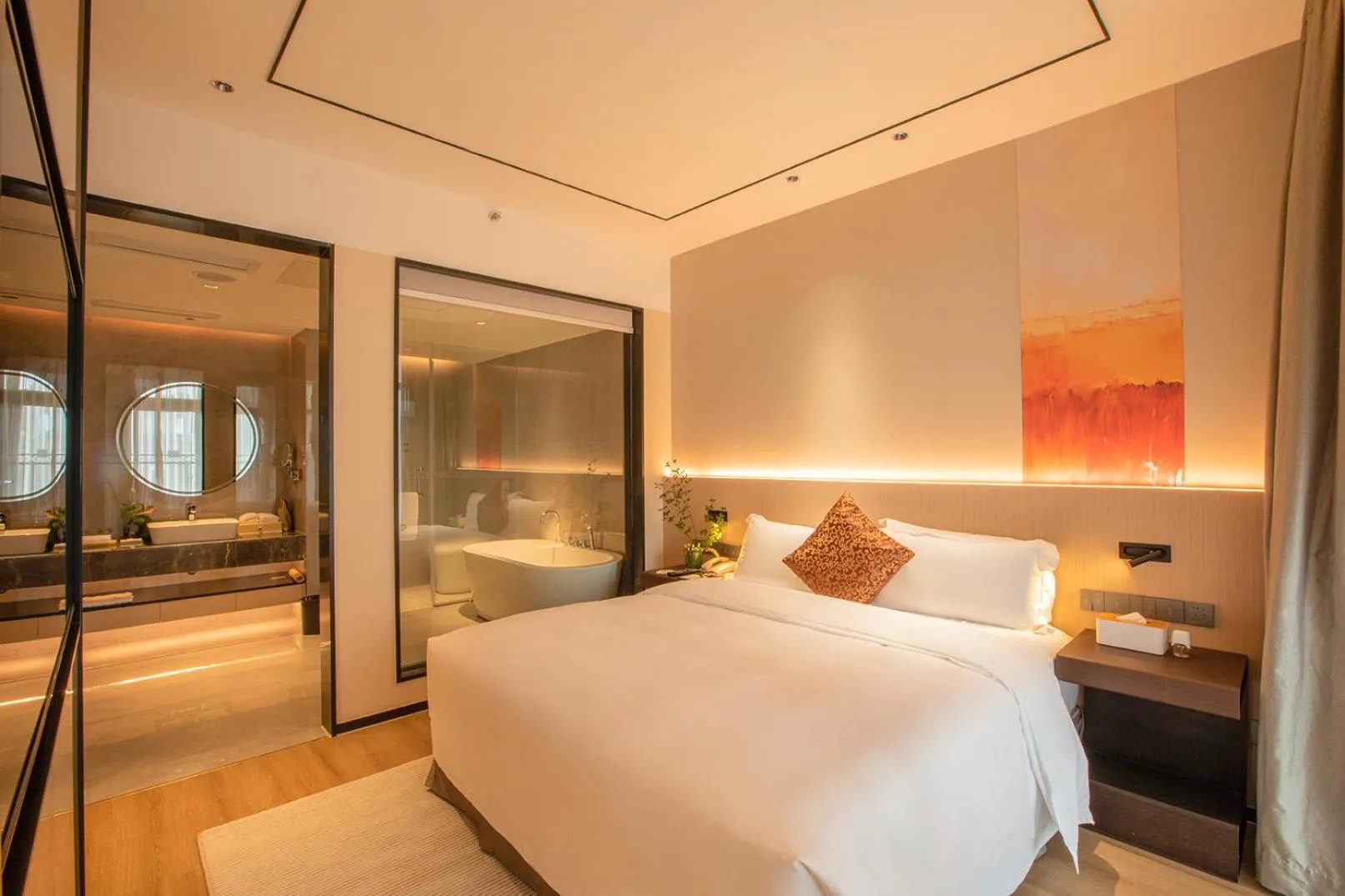 Bed in Lia Charlton Hotel Shenzhen