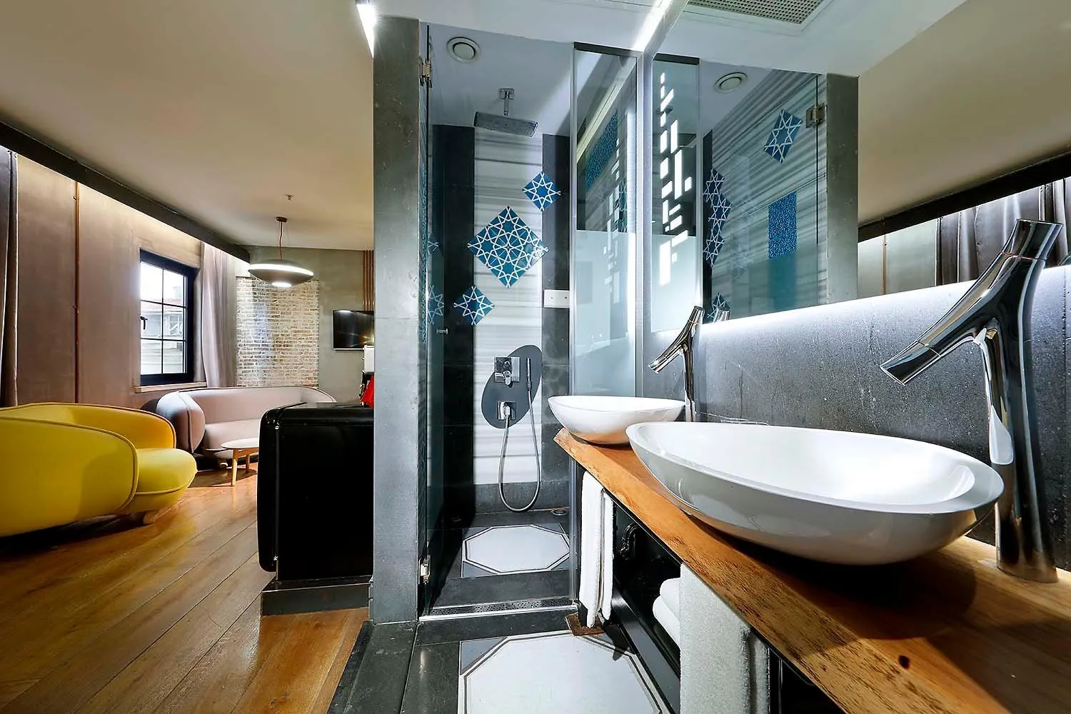 Hotel The Public - Special Category