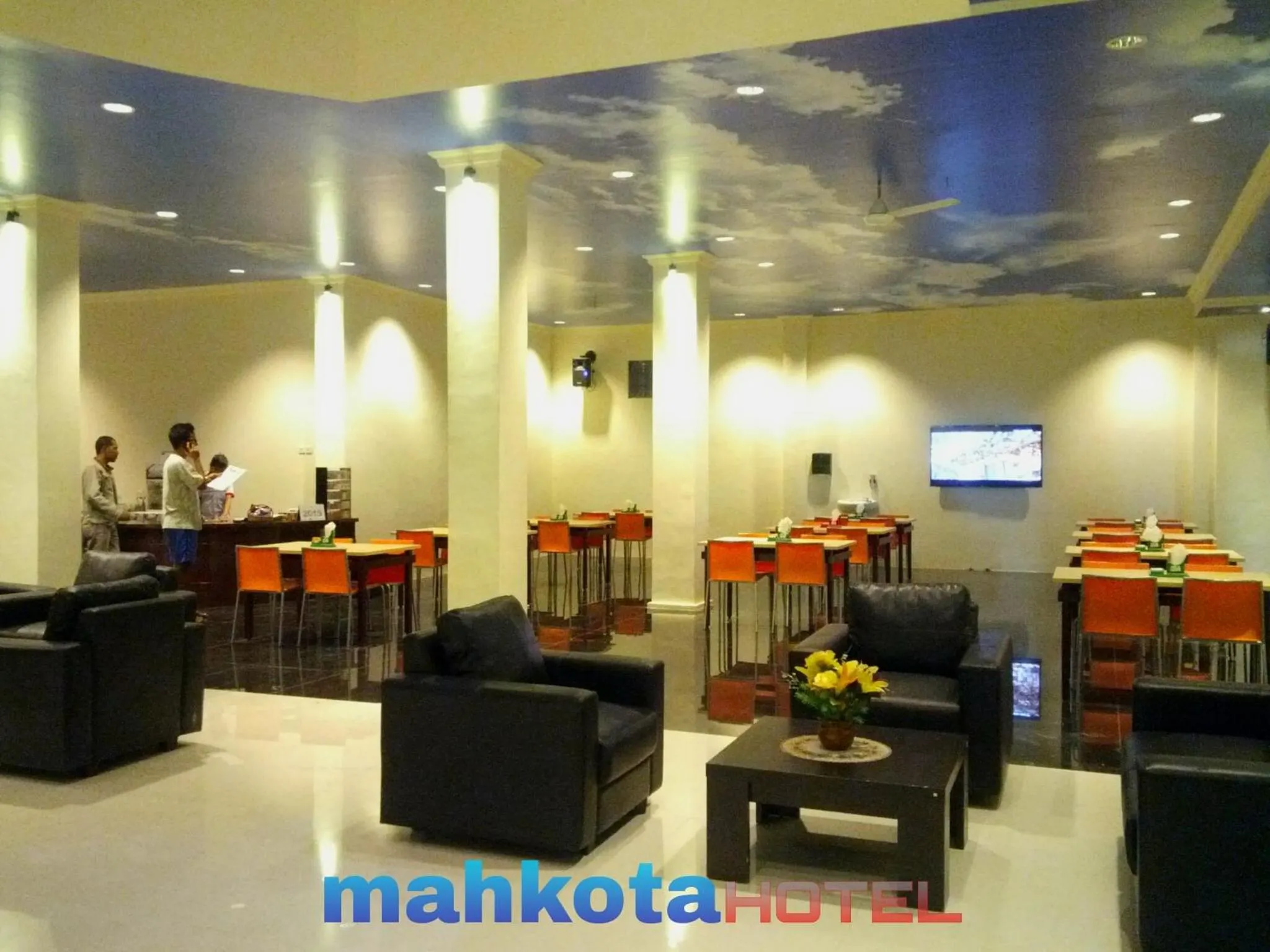 Mahkota Hotel