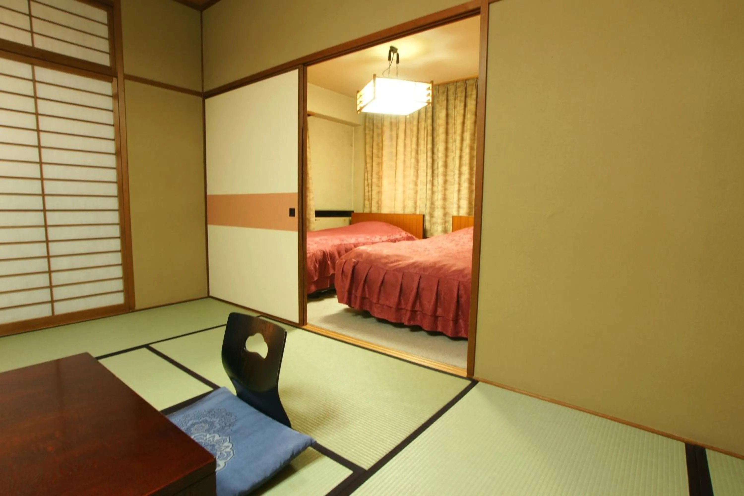 Photo of the whole room in Imakuni Ryokan