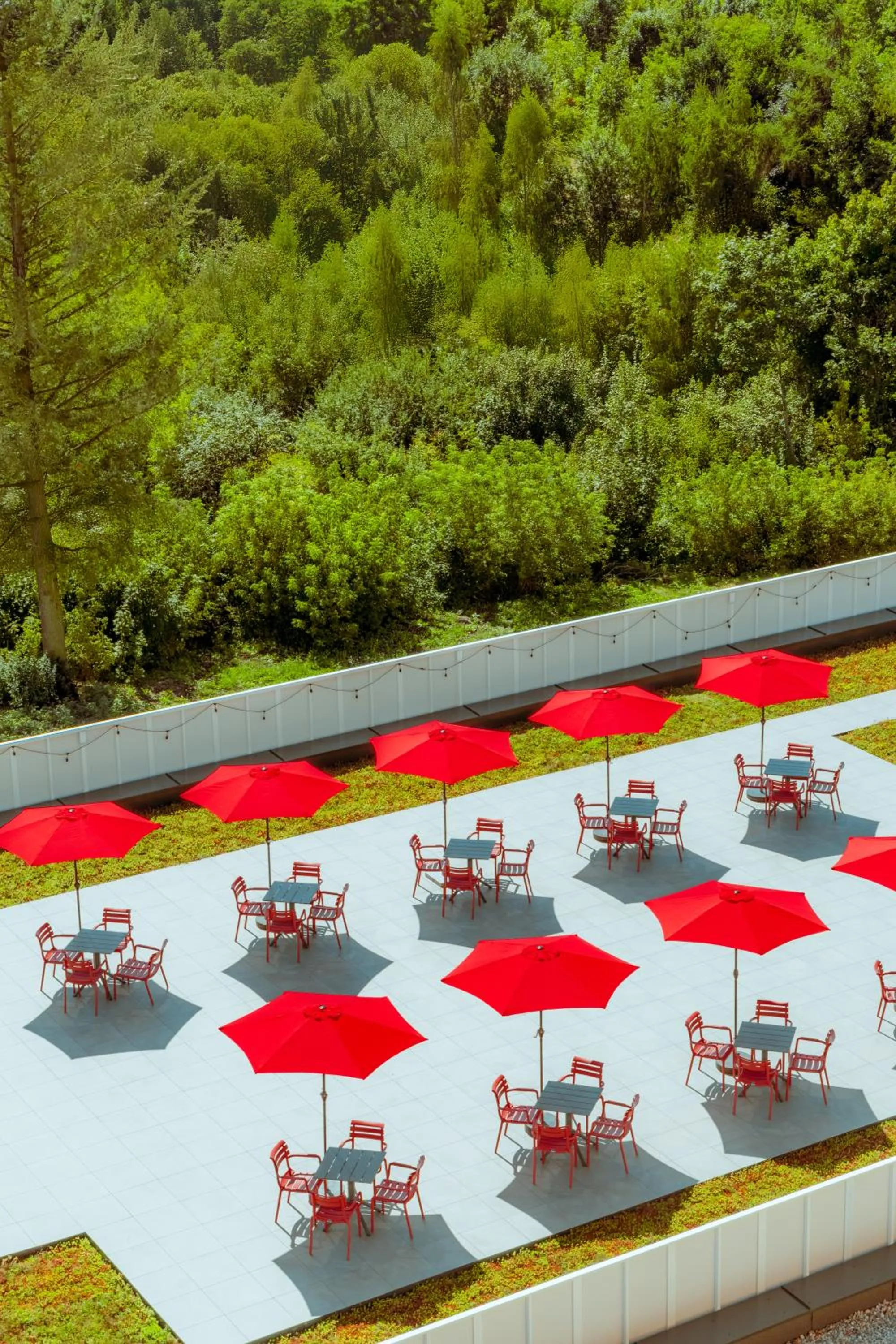 Spring in Arche Nałęczów & SPA dawne Sanatorium Milicyjne