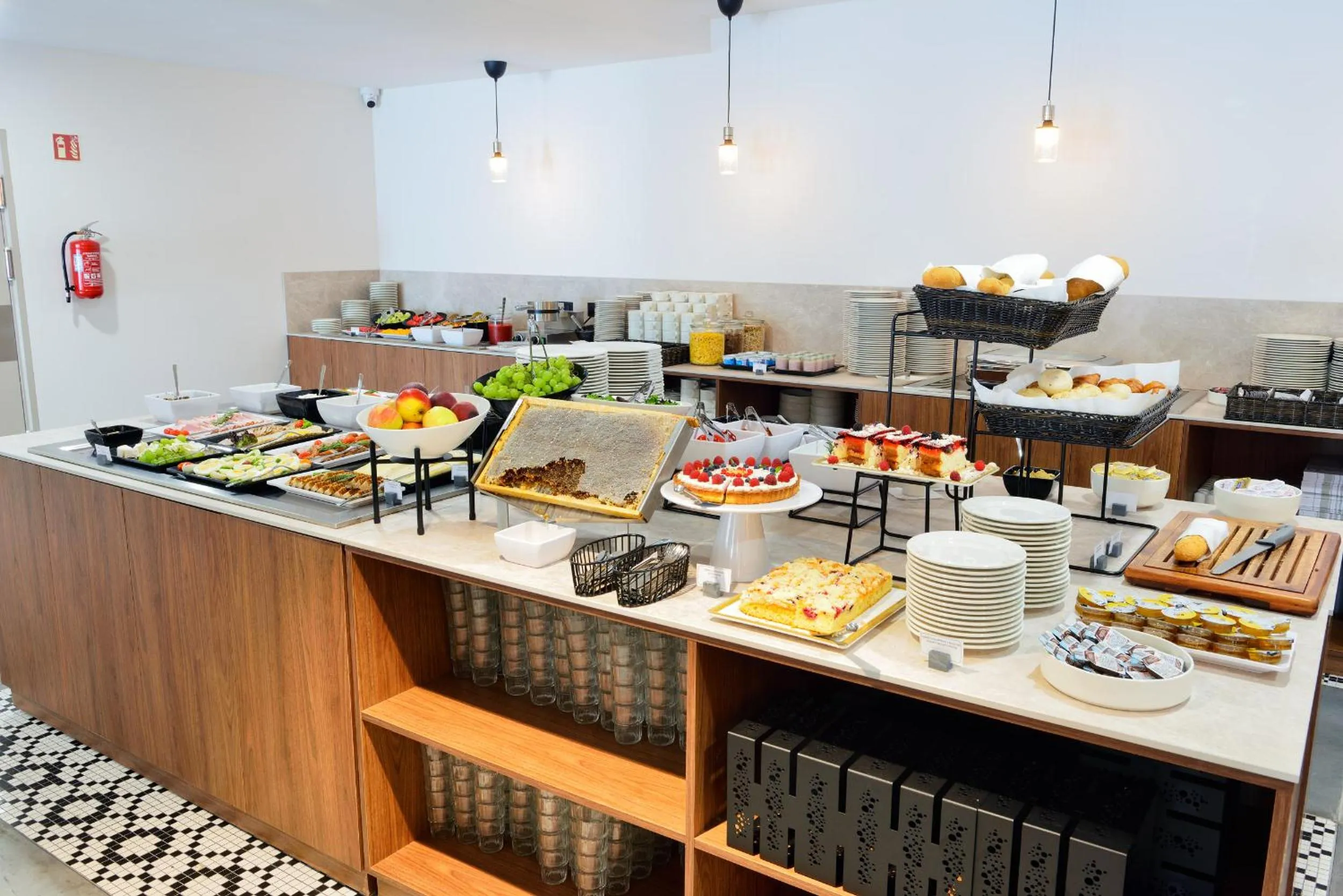 Restaurant/places to eat in Arche Nałęczów & SPA dawne Sanatorium Milicyjne