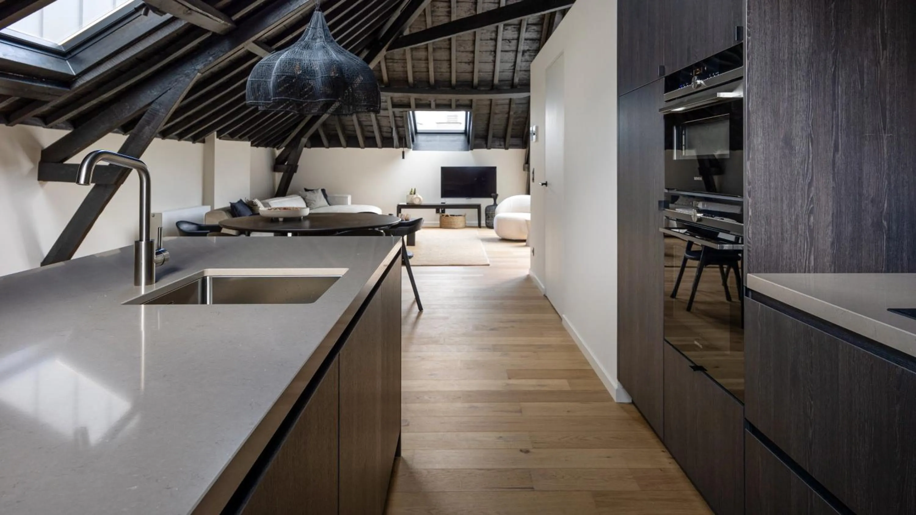 Kitchen or kitchenette in De Gulden Poorte, a LXRYHOME Hotel Collection