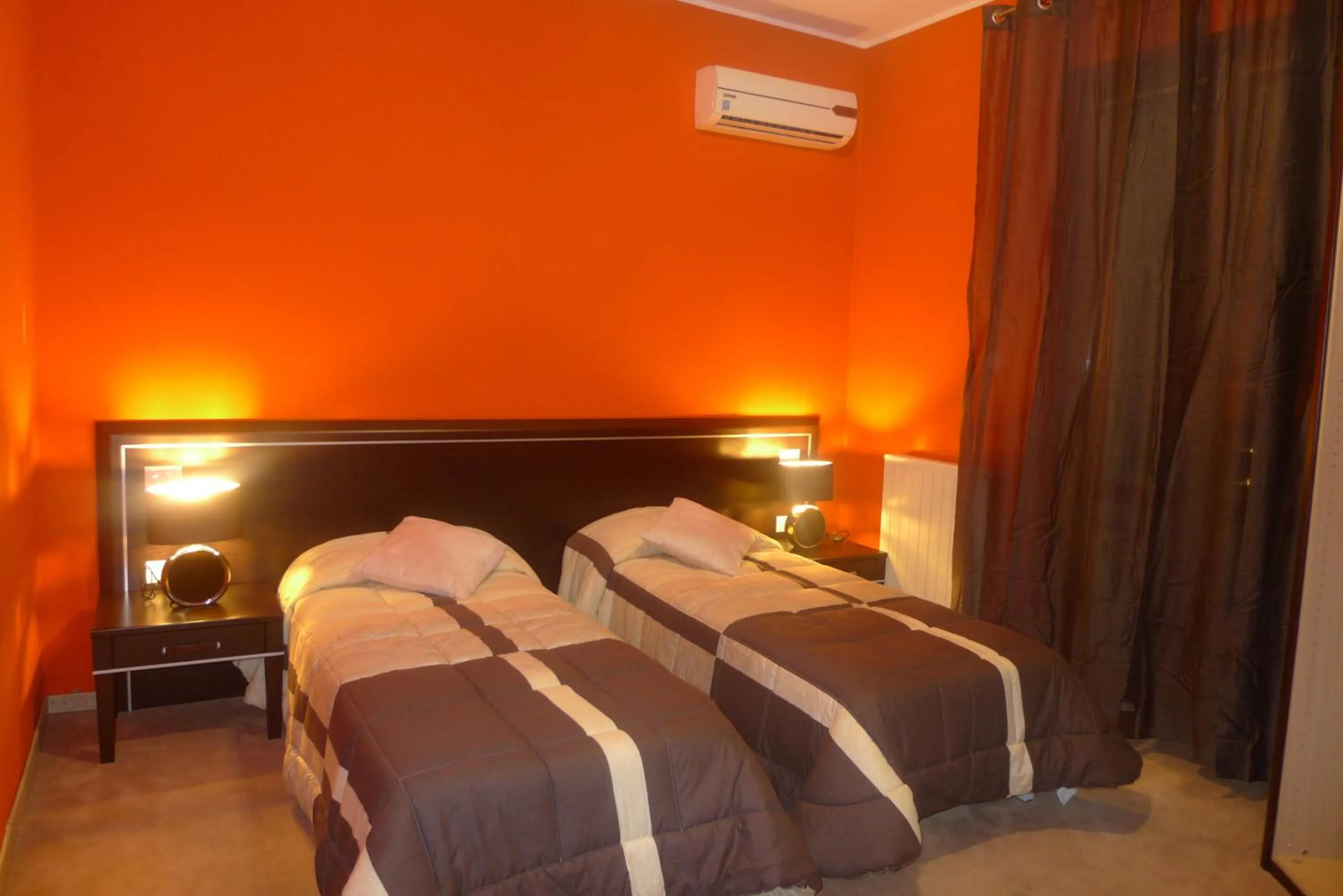 Bed in B&B Bed& Fly - Mamma Mia