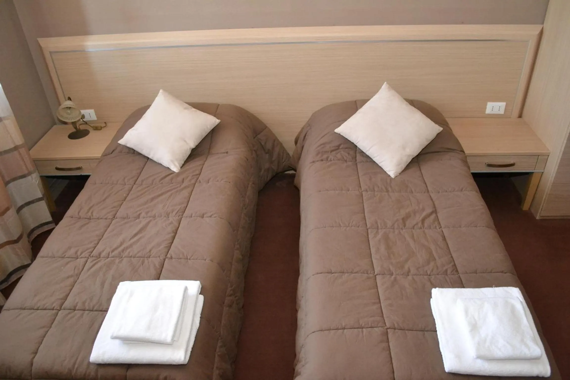 Bed in B&B Bed& Fly - Mamma Mia