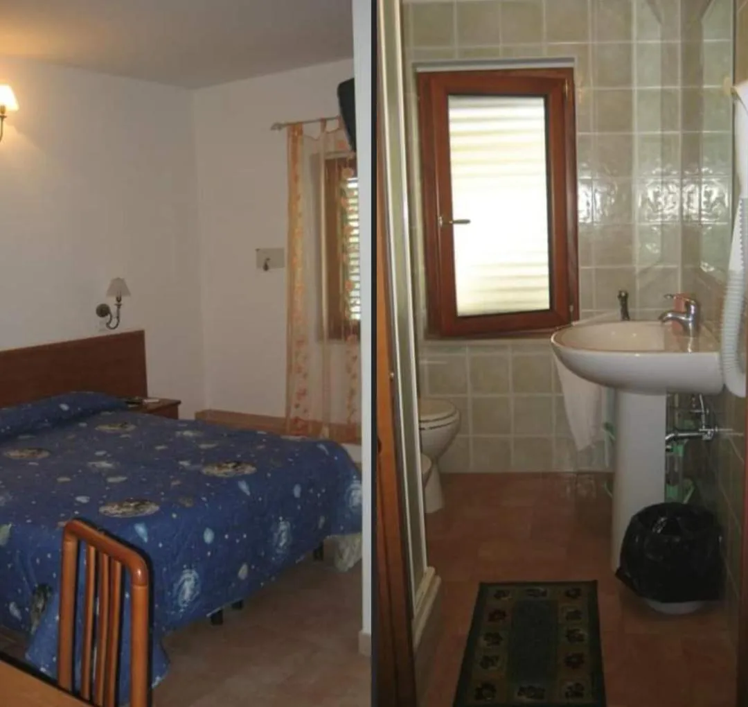 Bed in Hotel Ristorante Sturno