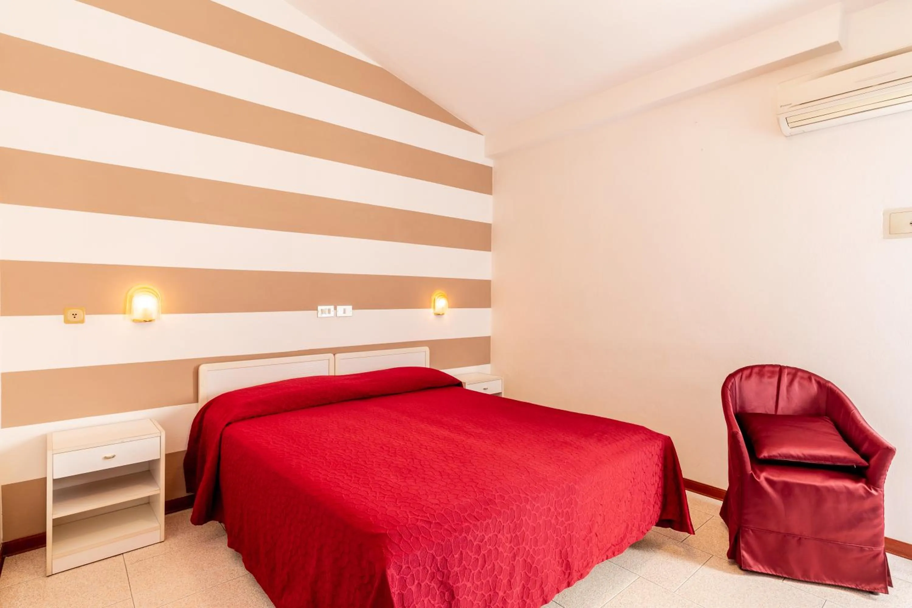 Bedroom, Bed in Hotel Splendid