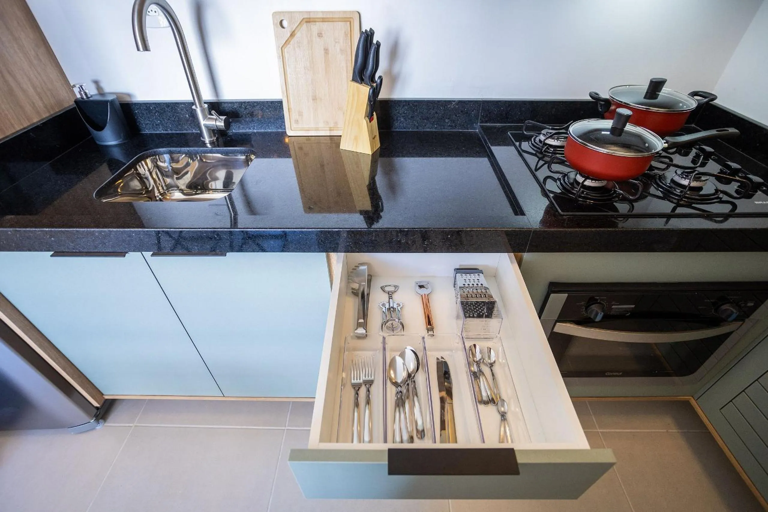 Kitchen or kitchenette in Composite Moema