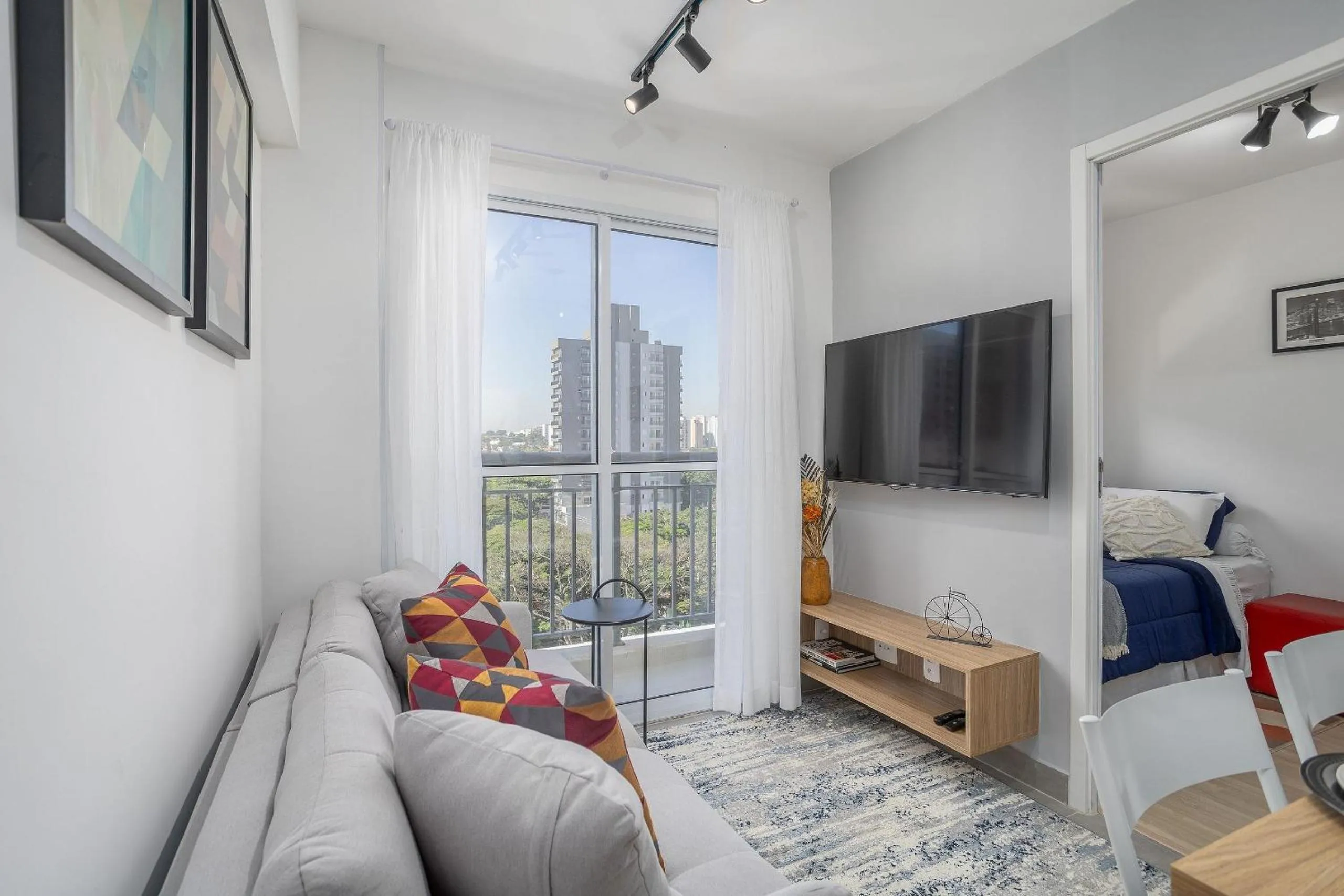 Living room in Composite Moema