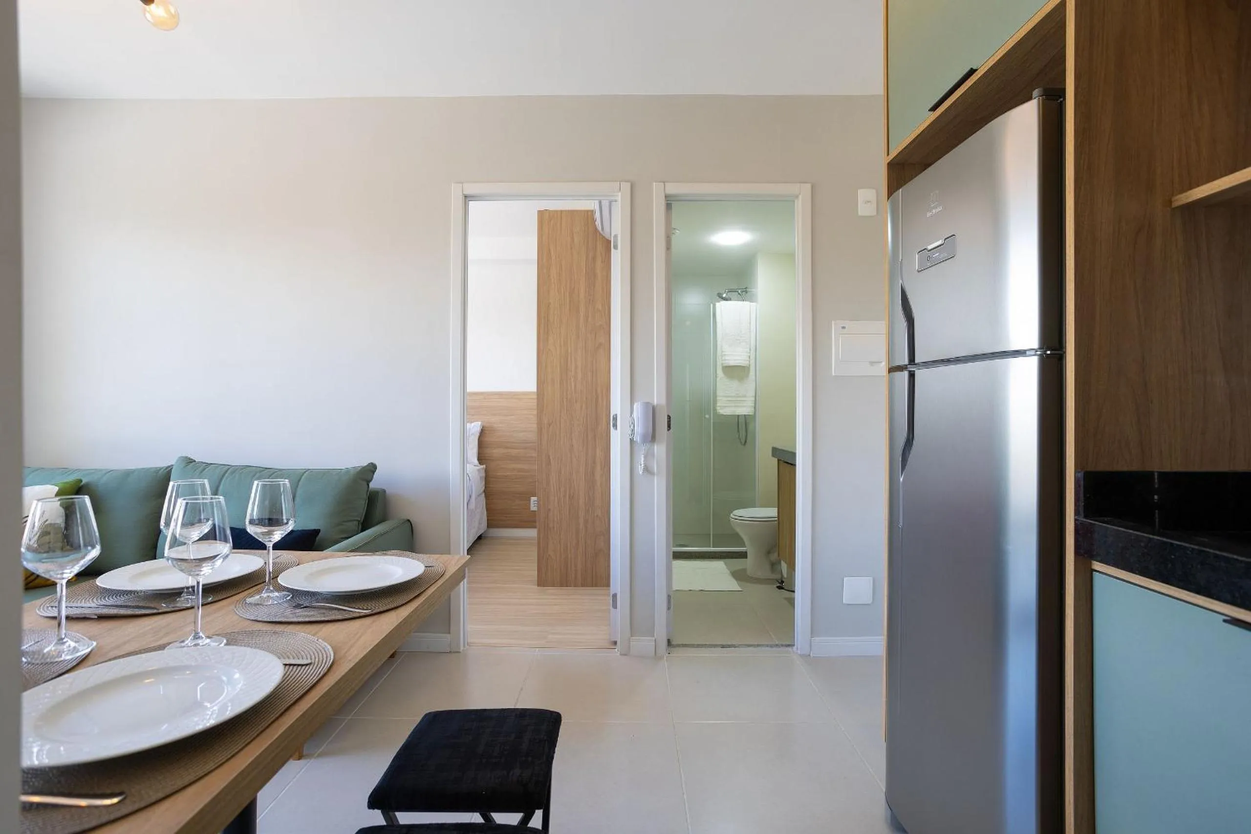 Dining area in Composite Moema