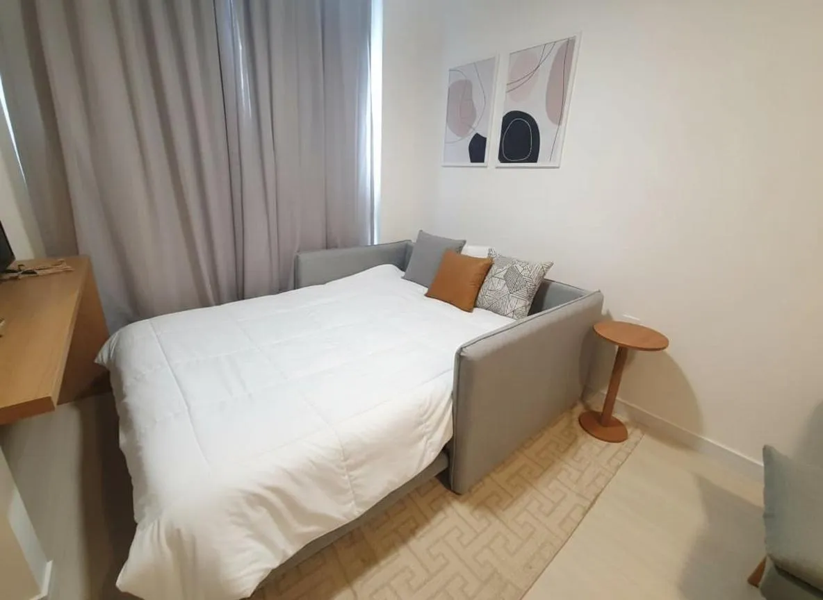 Bed in Composite Moema