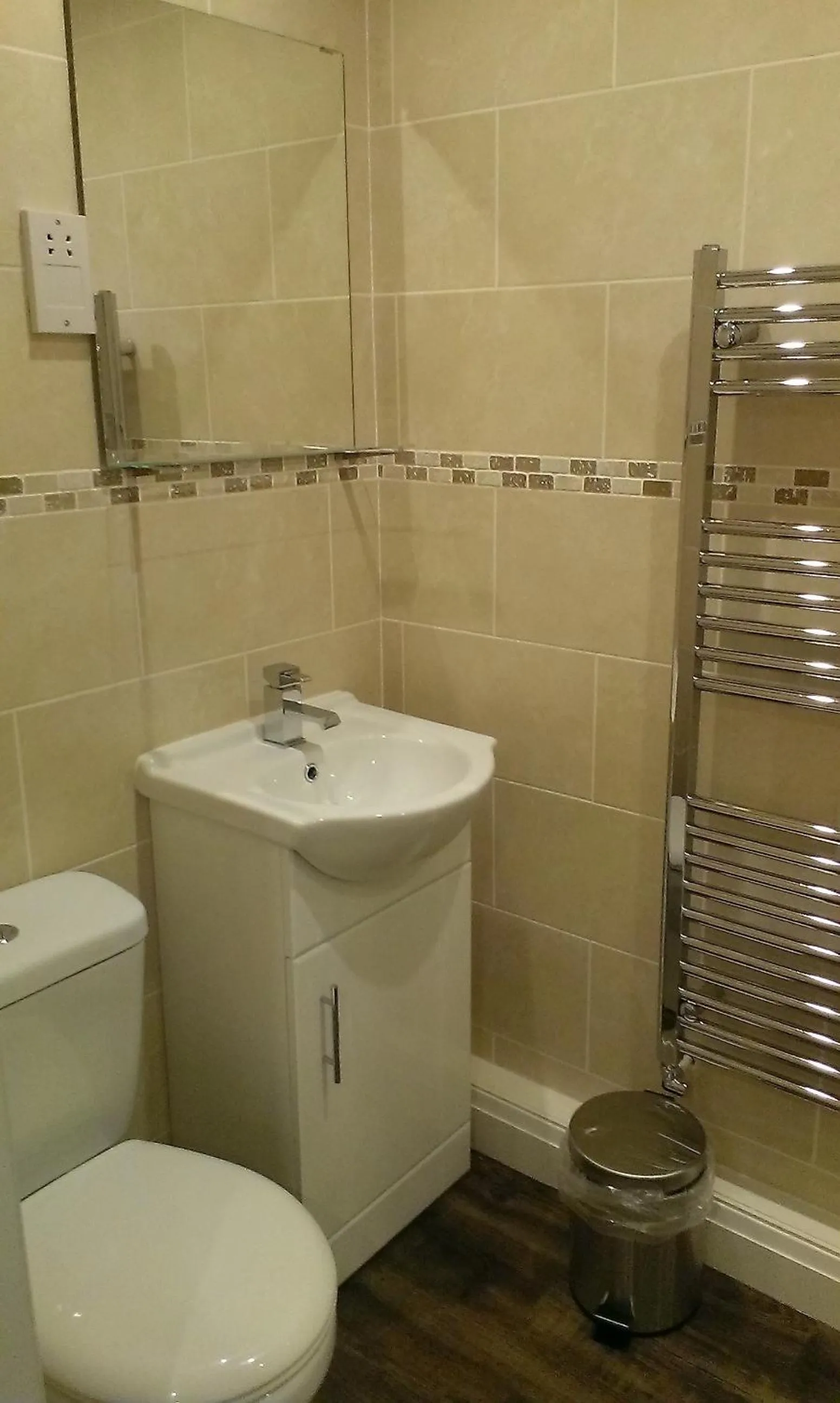 Bathroom in Queens arms country inn