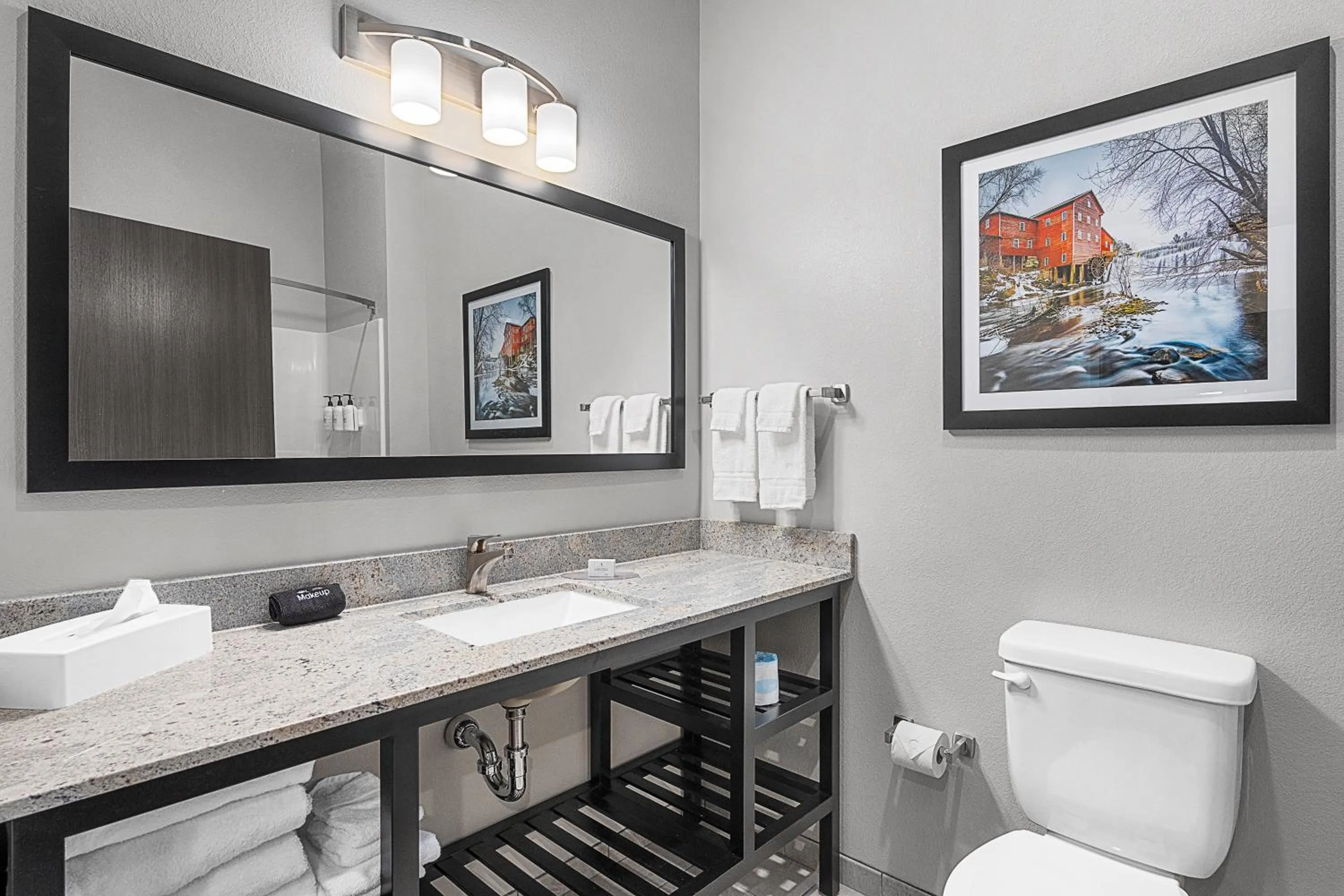 Bathroom in Riverstone Suites by Cobblestone Hotels - Chippewa Falls