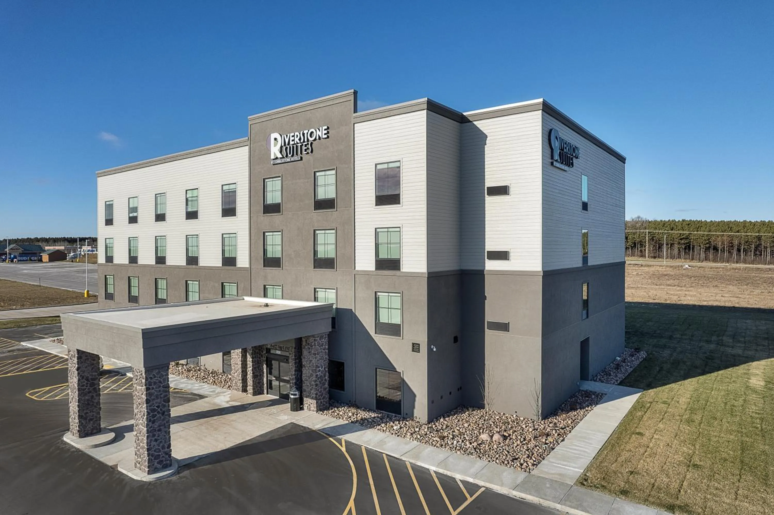 Property building in Riverstone Suites by Cobblestone Hotels - Chippewa Falls