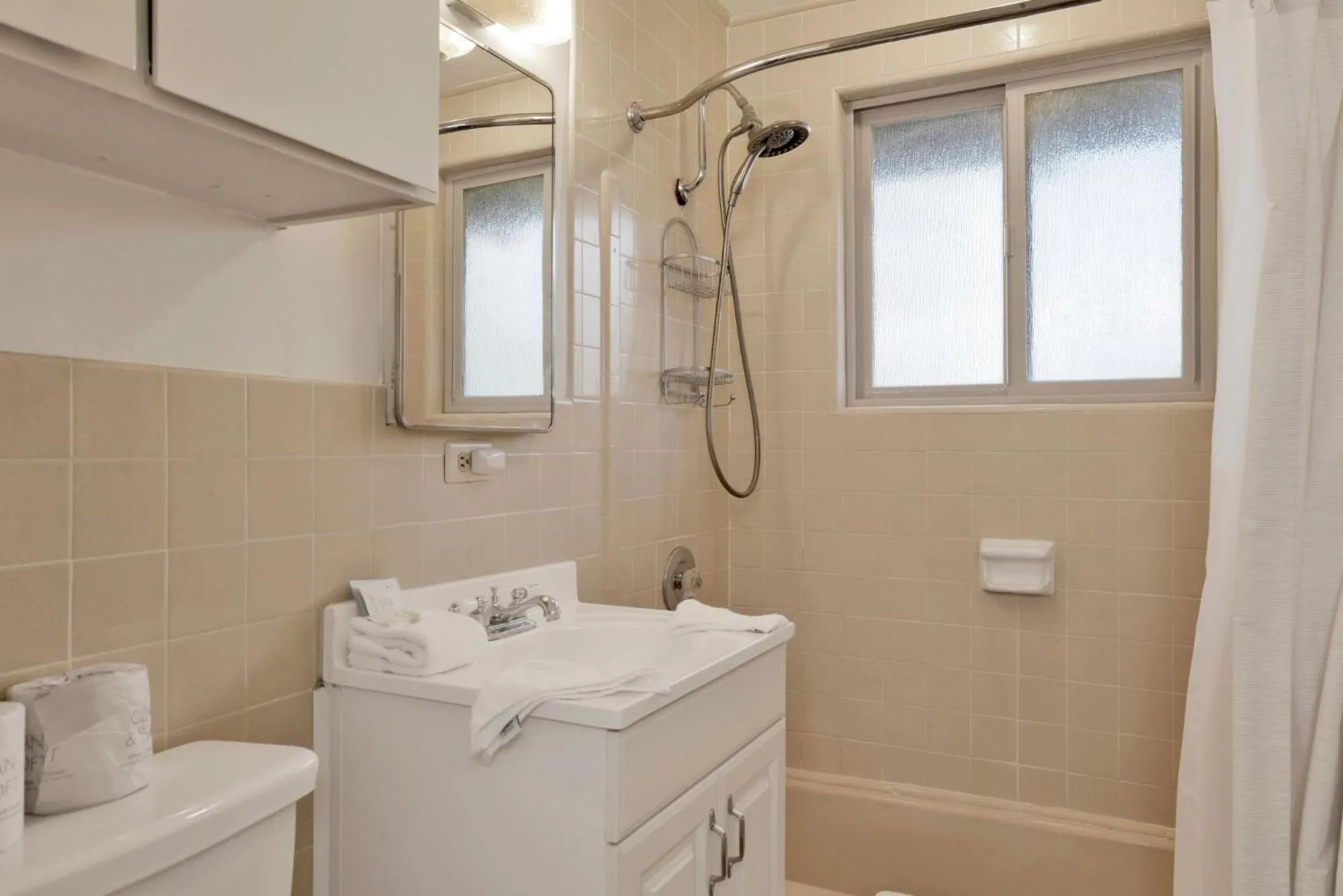 Bathroom in Scenic retreat #1772