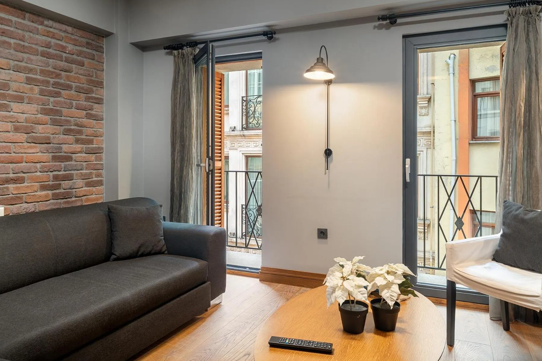 Balcony/Terrace in Urban Quarters - Asmalı Mescit