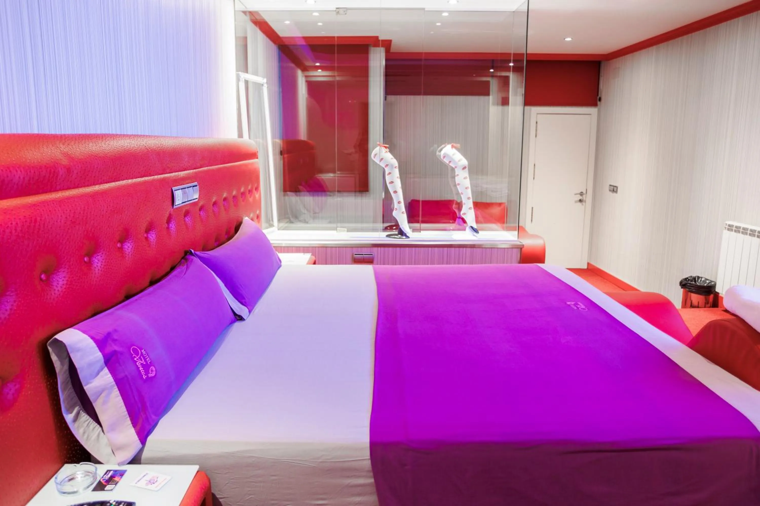 Bed in Motel Venus Pontevedra