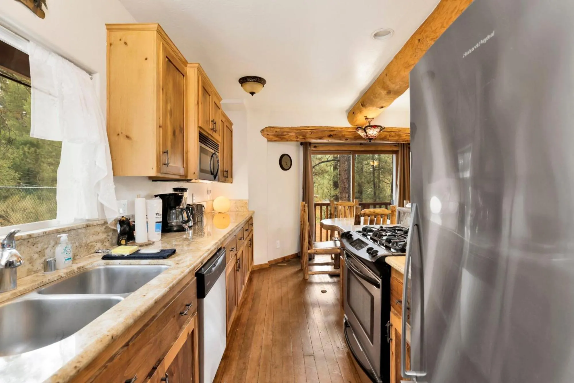 Living Log Cabin#1494
