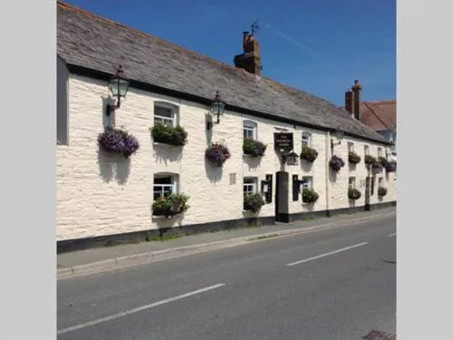 Property building in The Farmers Arms