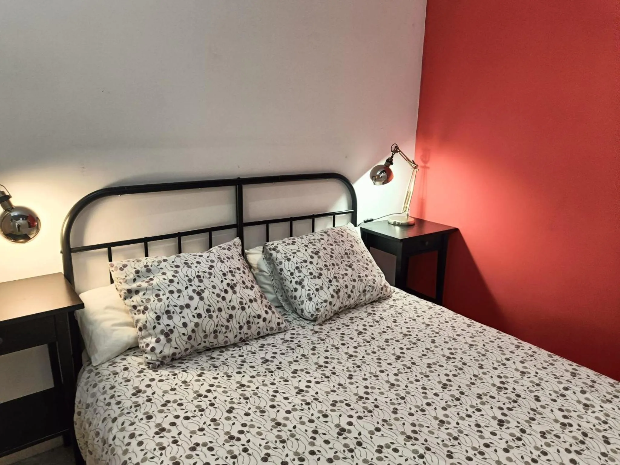 Bedroom, Bed in Apartamentos PuntoApart Málaga