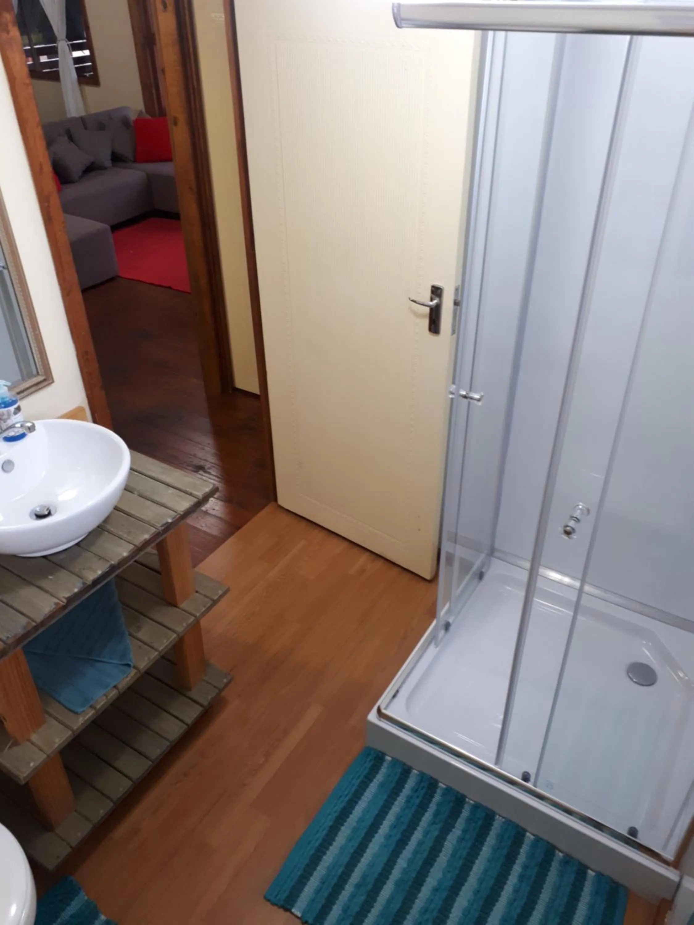 Shower in Havana Nights