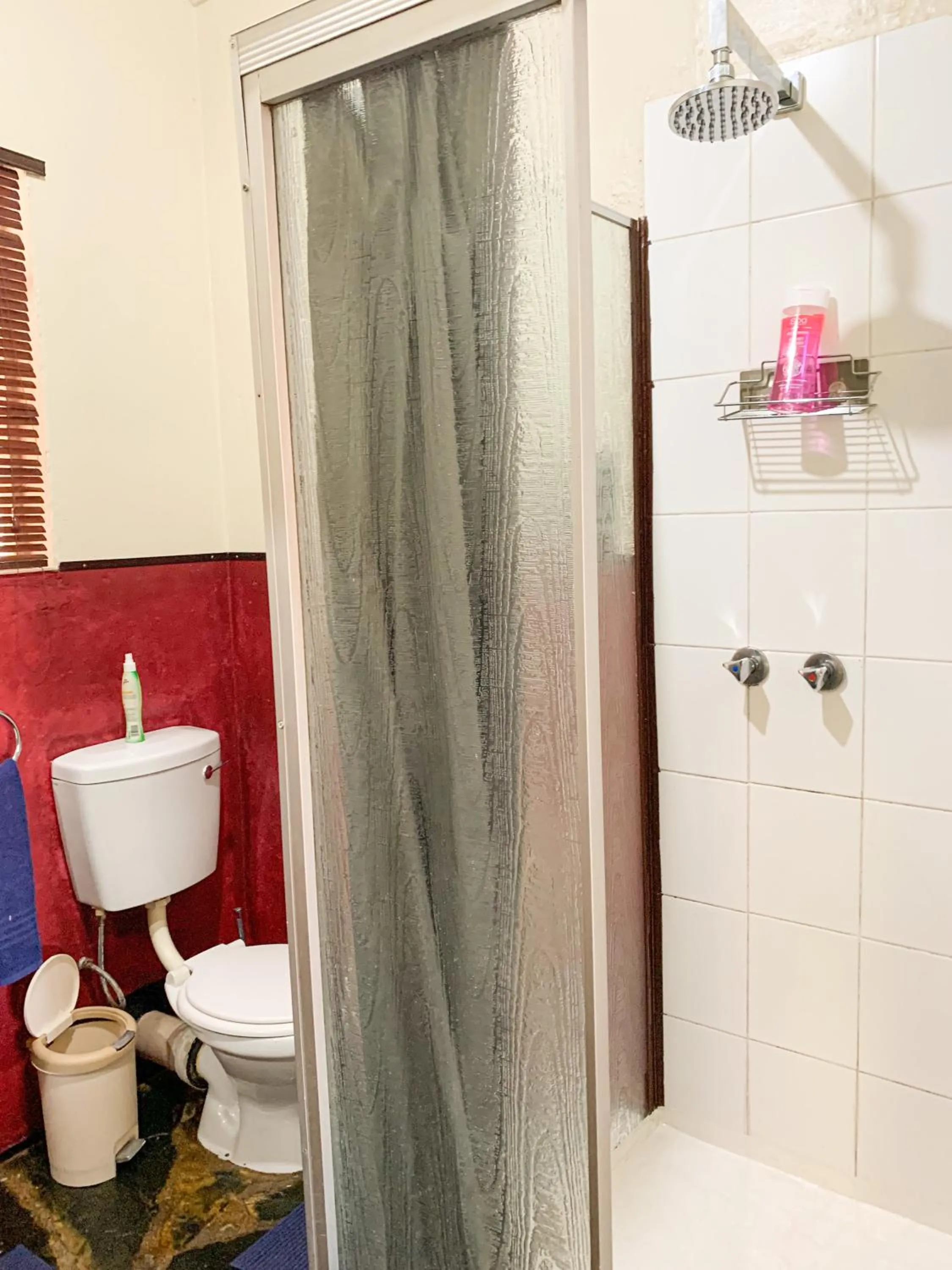 Bathroom in Havana Nights