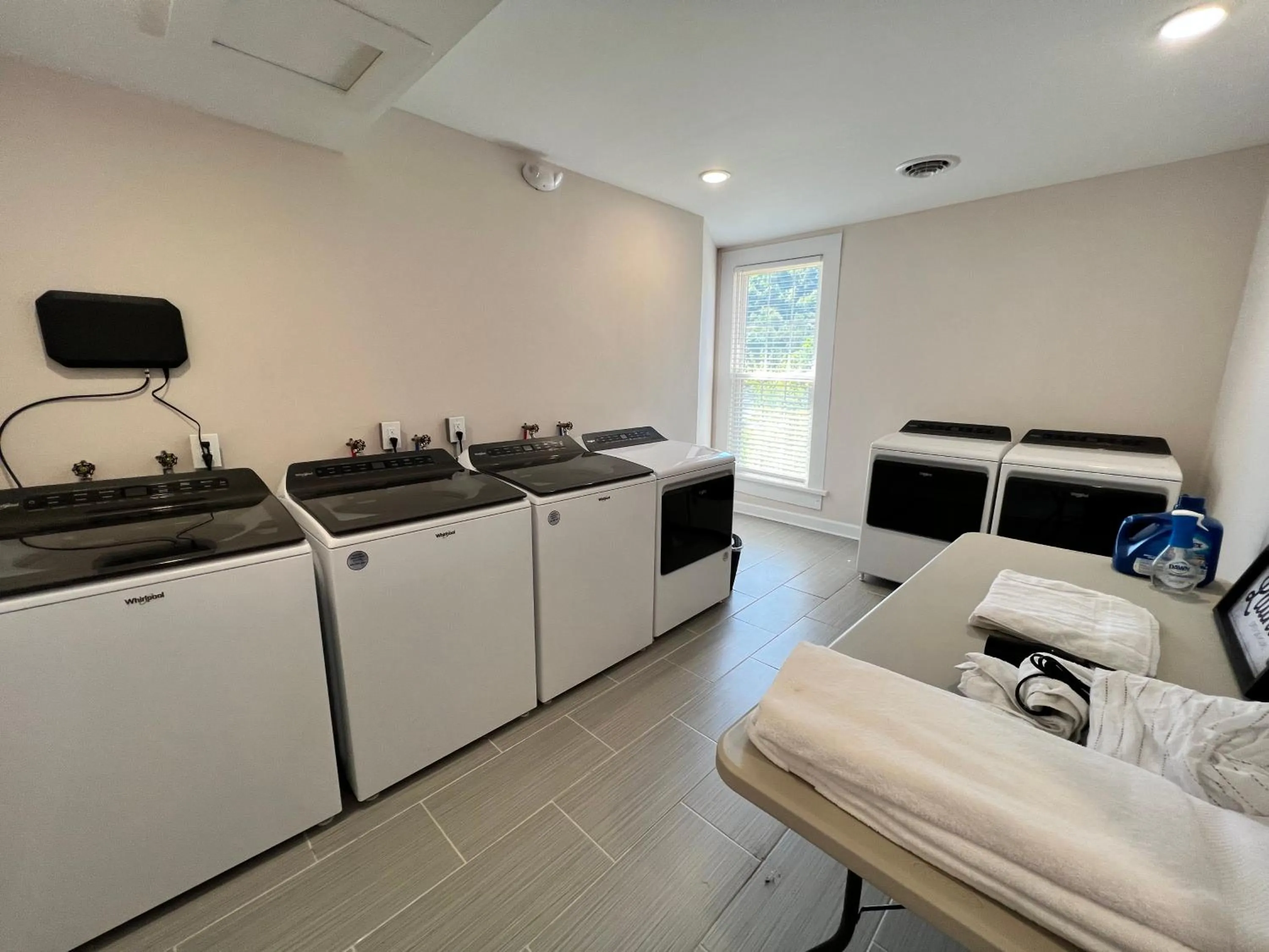 washing machine in The Washington Inn