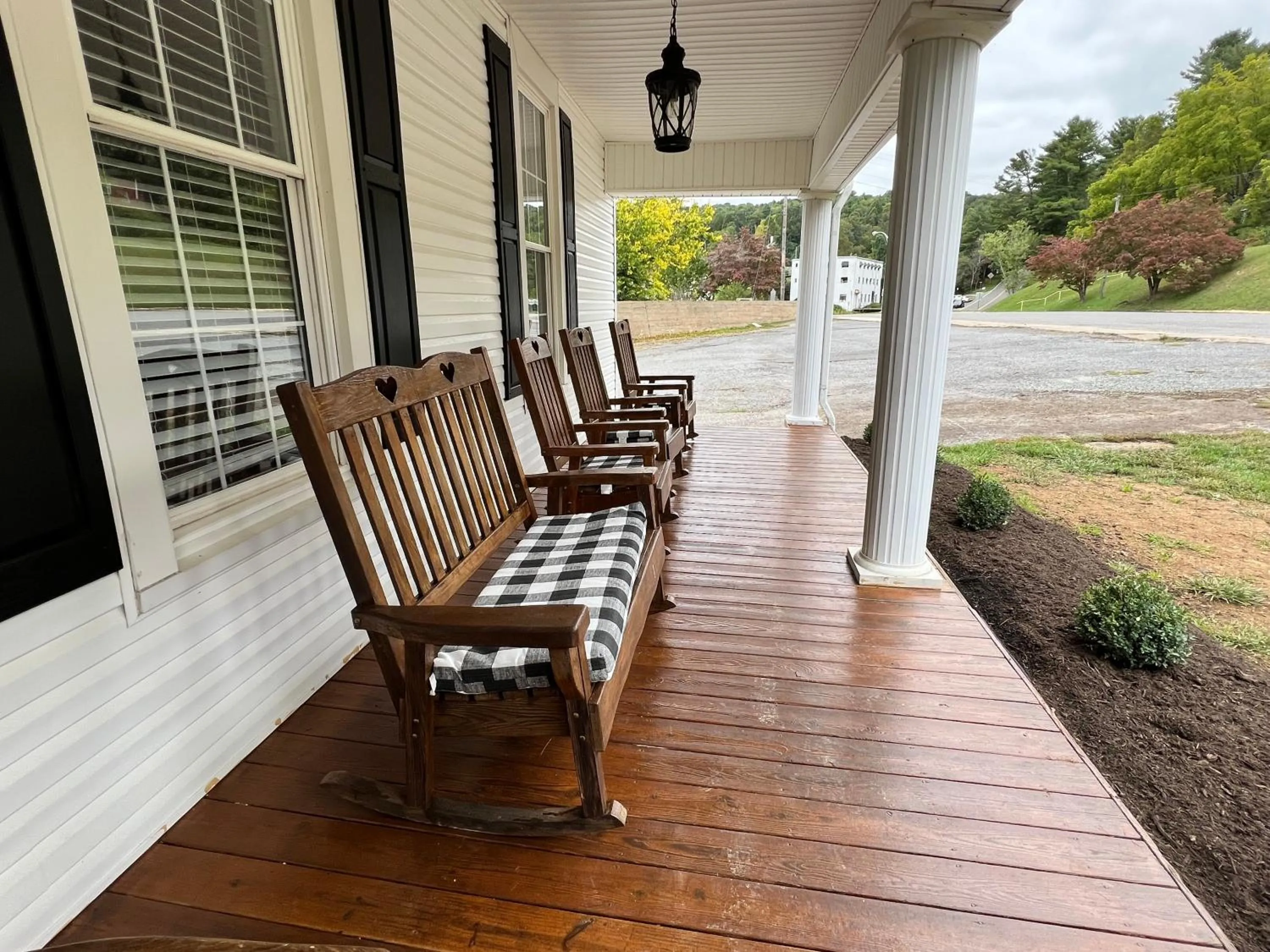 Property building in The Washington Inn