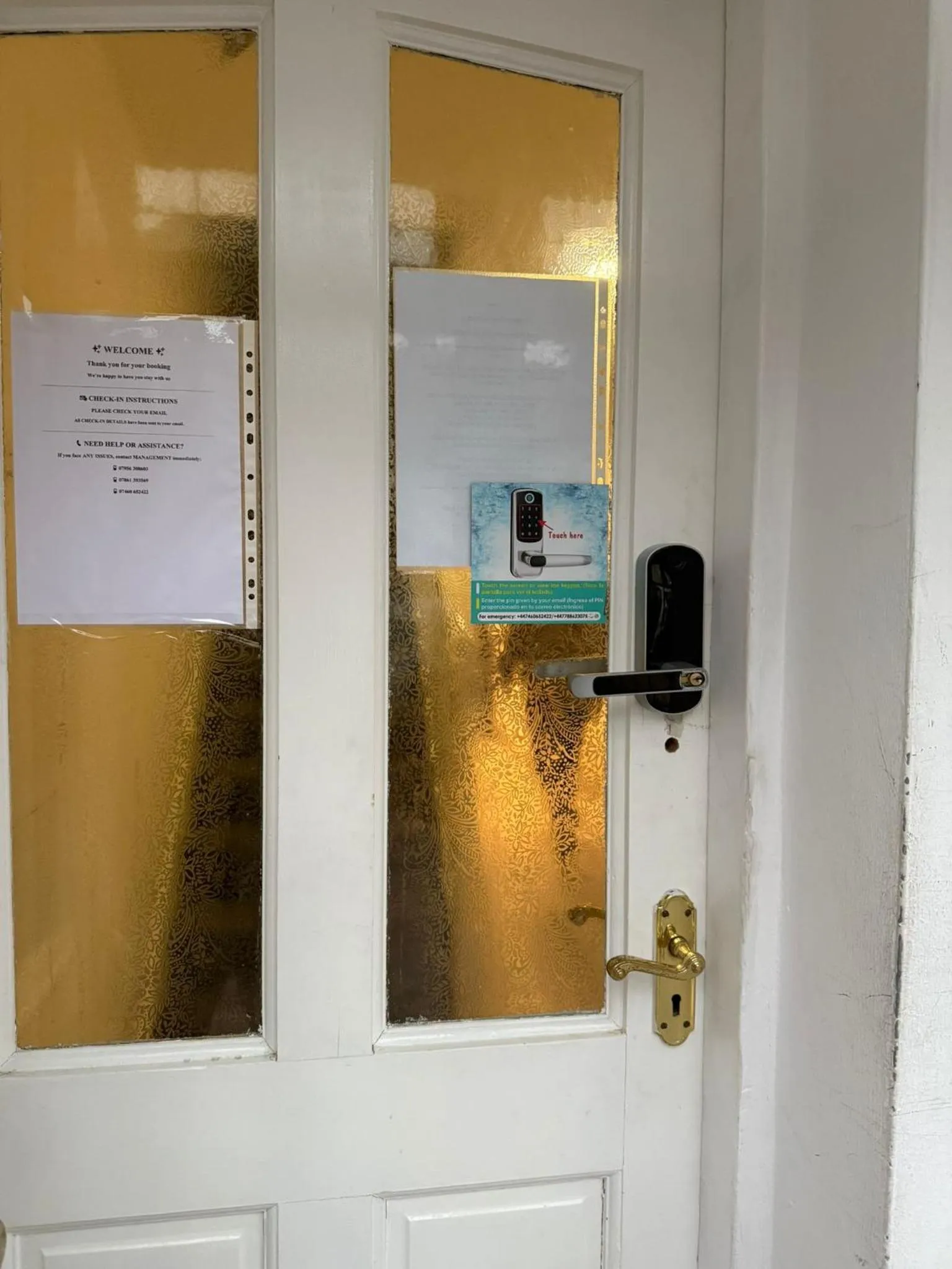 Lobby or reception in Baraka House Royal Victoria London by OYO