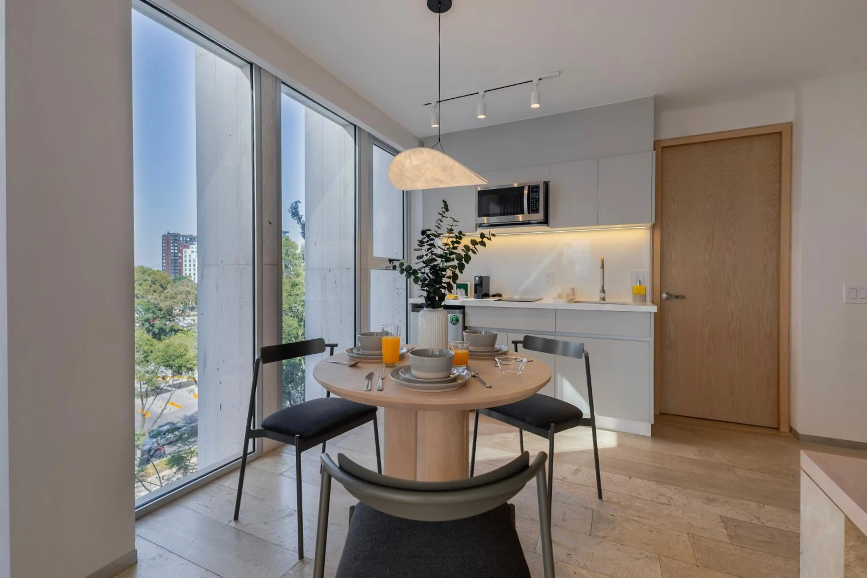 Dining area in Capitalia Antara Polanco