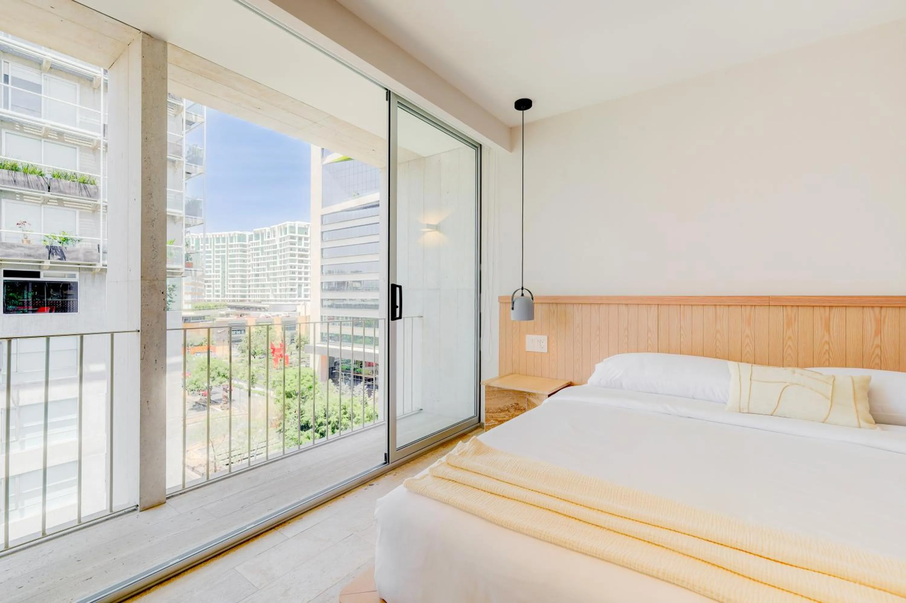 Bedroom, Bed in Capitalia Antara Polanco