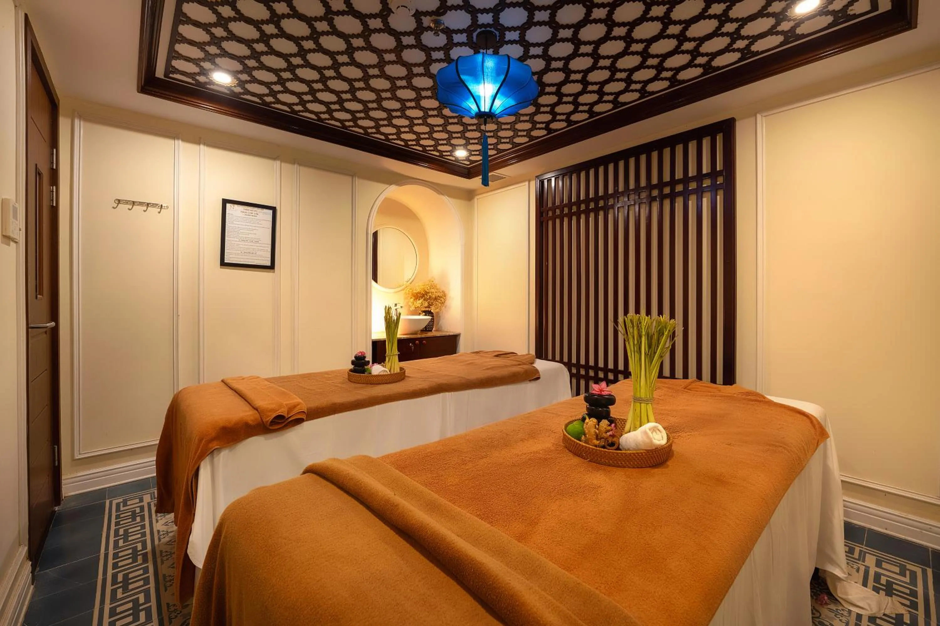 Bed in Qualia De Hôtel Hoi An - Rooftop Bar City View