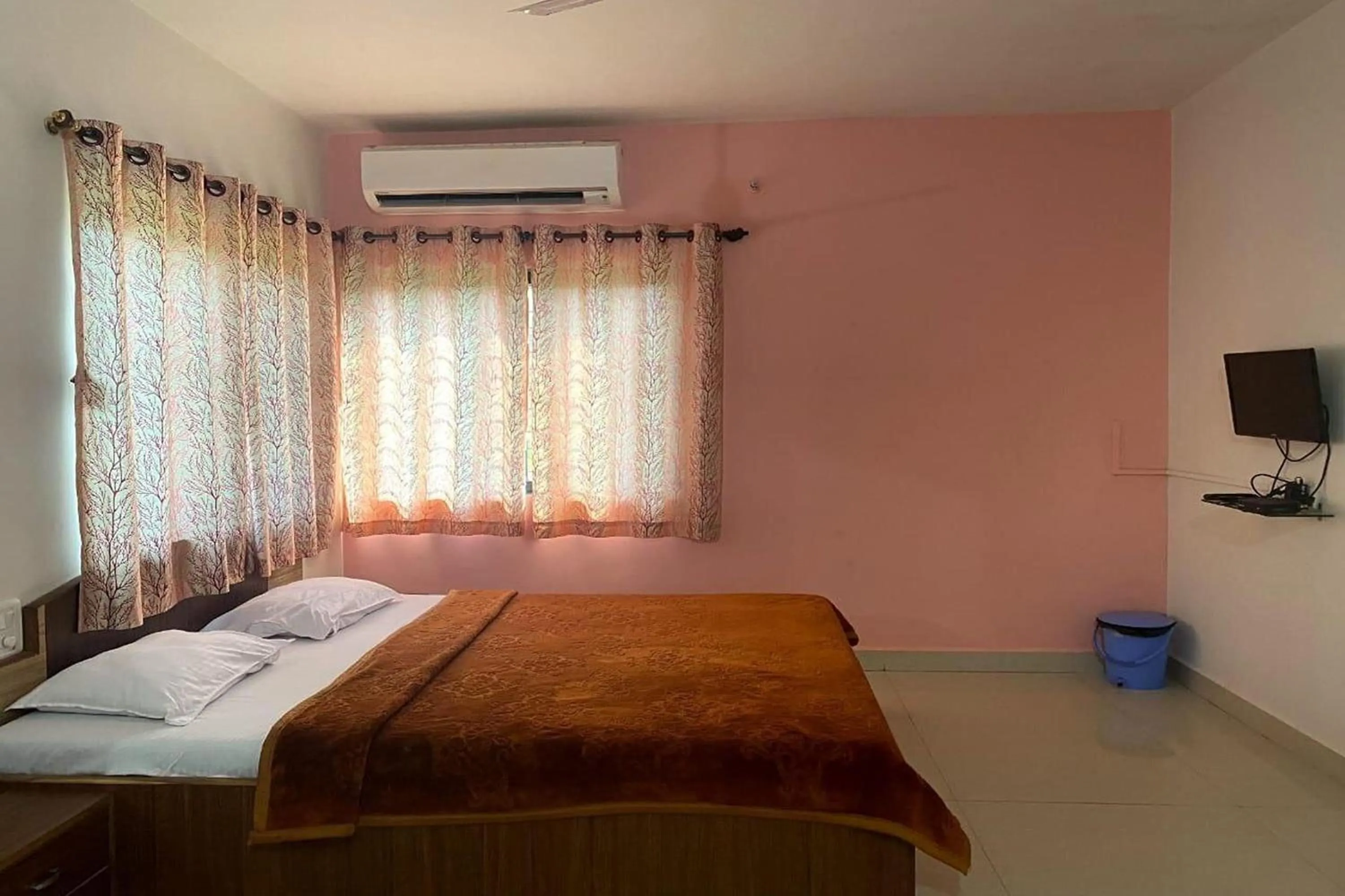 Bed in Greenland Stay