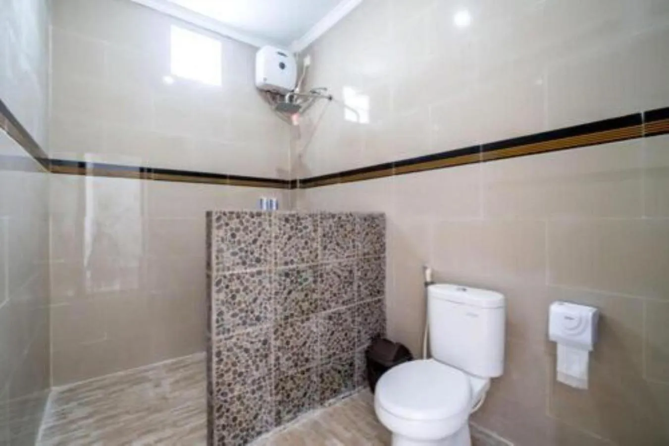 Bathroom in Lembongan Cempaka Villa & Restaurant