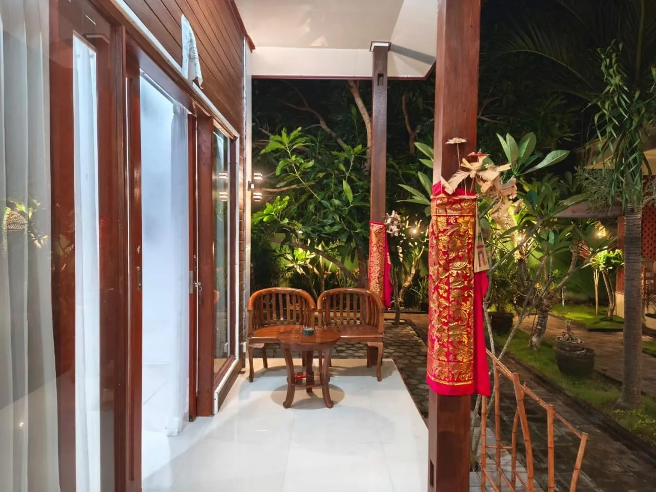 Balcony/Terrace in Lembongan Cempaka Villa & Restaurant